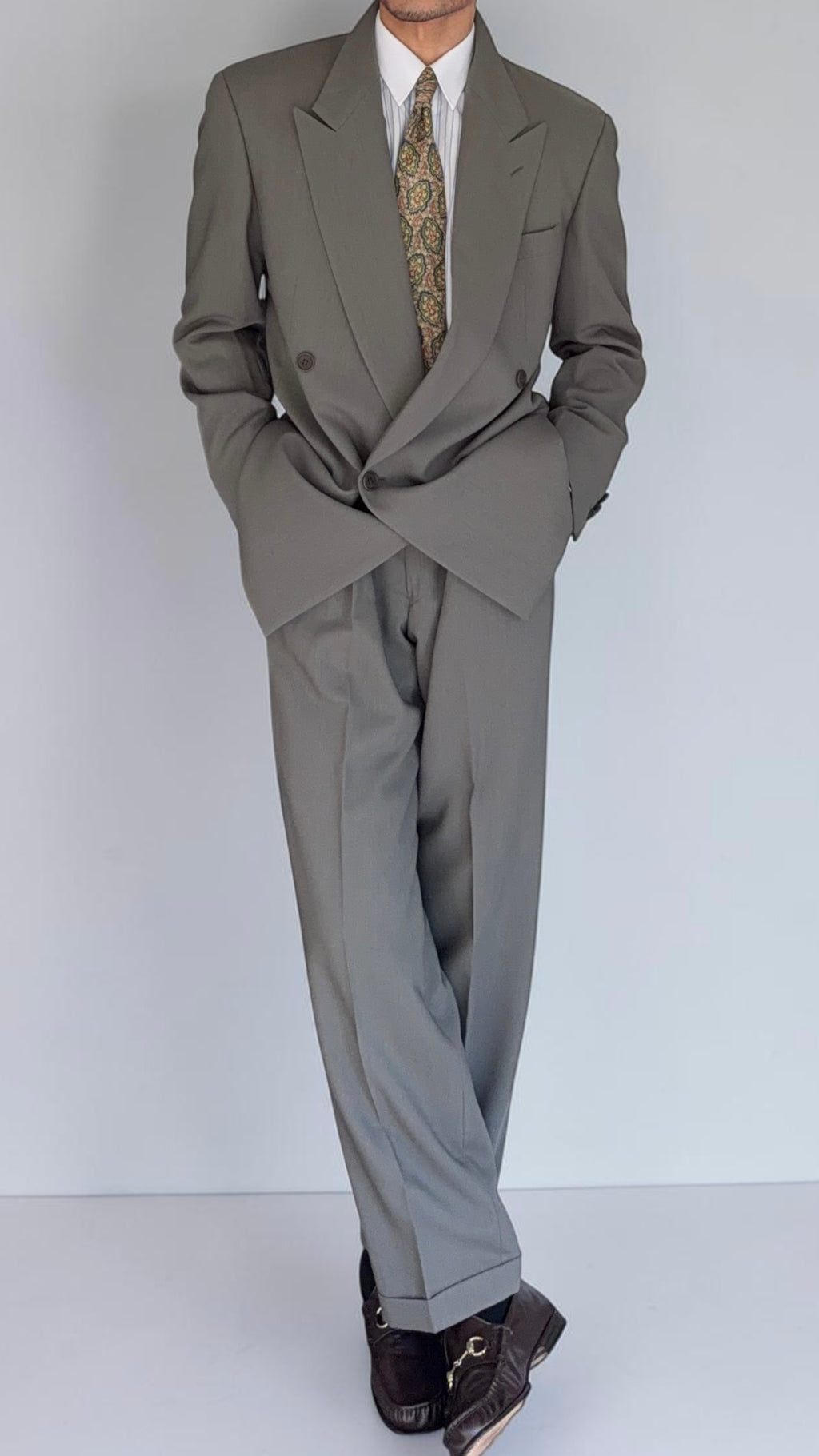 Giorgio Armani 1980s Peaked Lapel Double Breasted Double-Pleated Wool Suit Taupe Green - Size M Jacket / 32" Waist