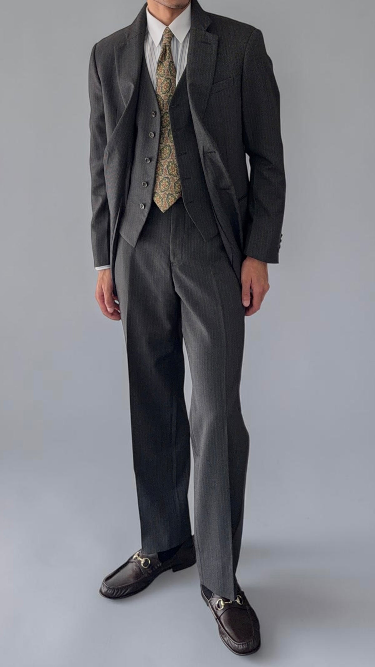 Armani 1990s Wool Silk 2B Grey Herringbone 3 Piece Suit - Size M Jacket / 32" Waist
