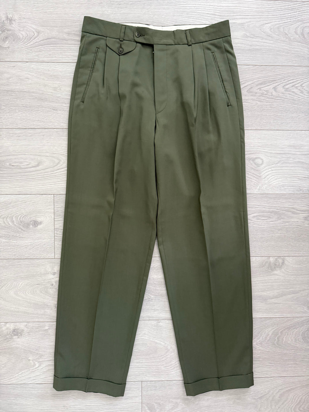 Vintage 1980s Double Breasted Peaked Lapel Pleated Green Suit & Tie - Size XL Jacket / 34" Waist