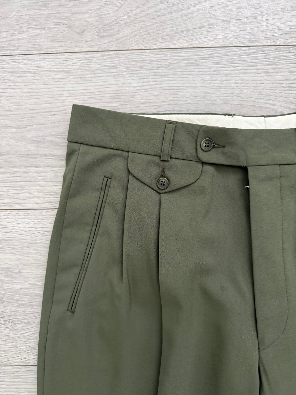 Vintage 1980s Double Breasted Peaked Lapel Pleated Green Suit & Tie - Size XL Jacket / 34" Waist