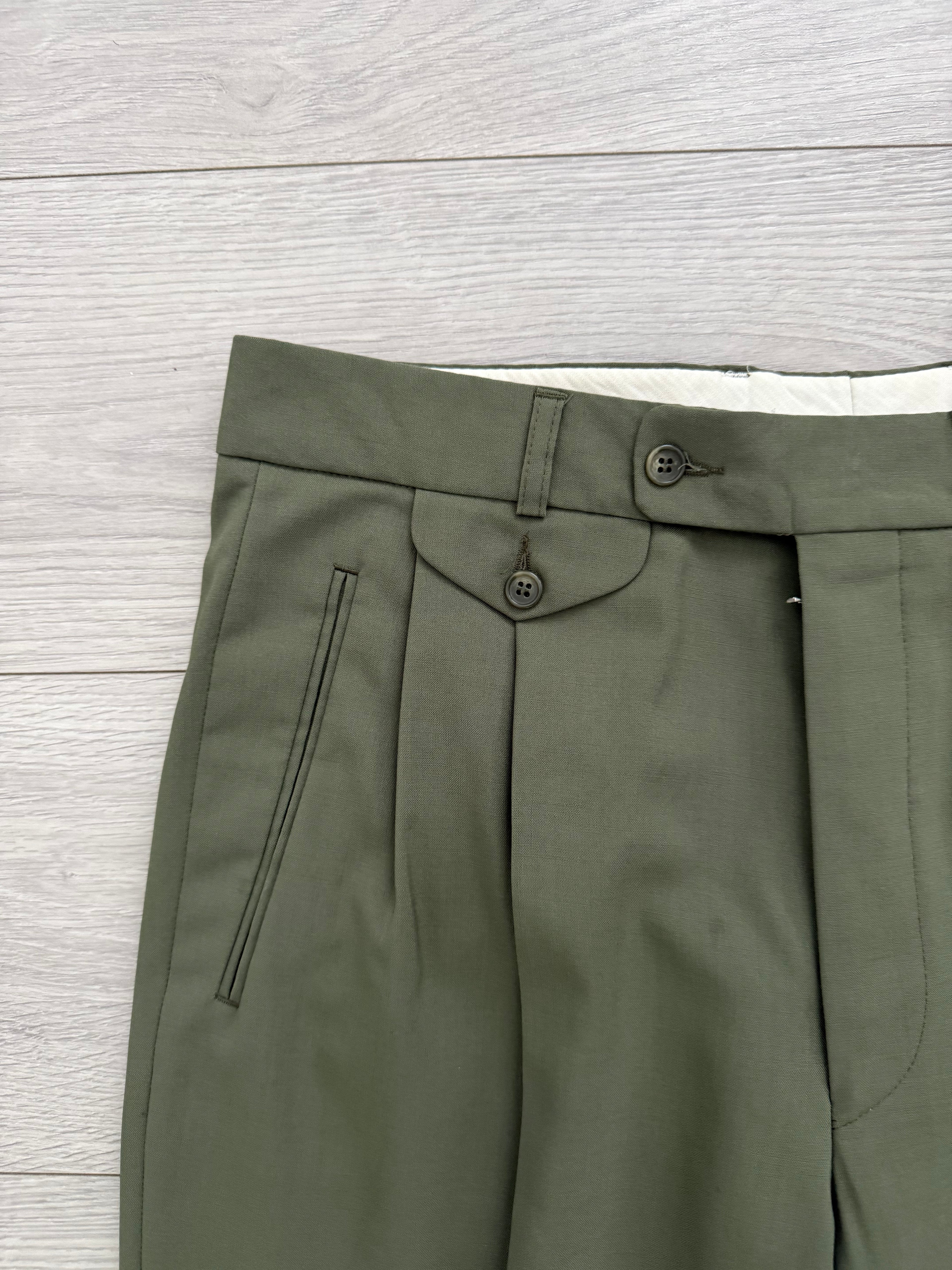 Vintage 1980s Double Breasted Peaked Lapel Pleated Green Suit & Tie - Size XL Jacket / 34" Waist