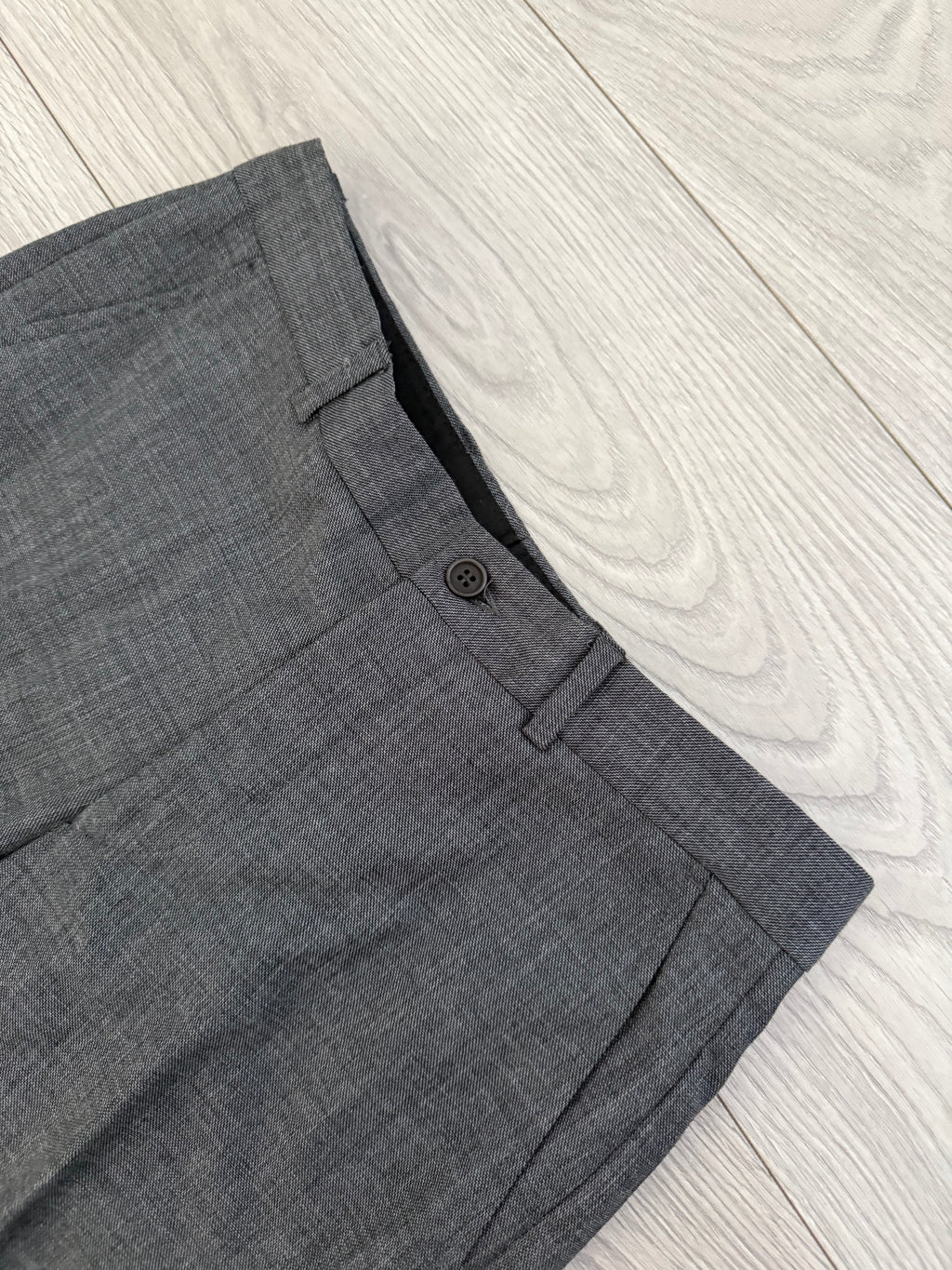 Emporio Armani AW2001 3B Grey Wool Suit - Size S Jacket / 30" Waist