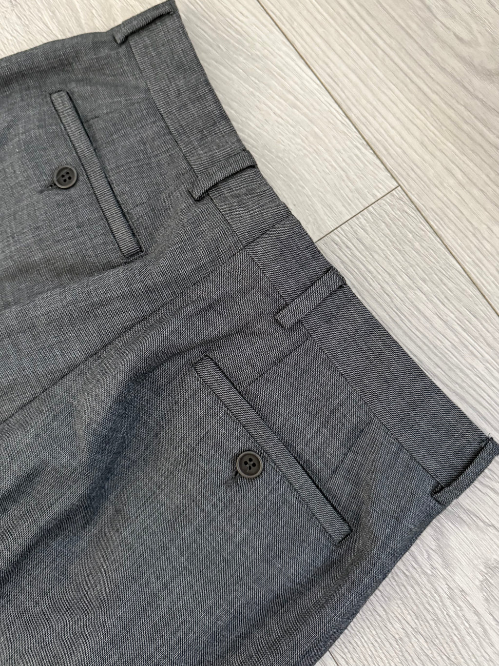 Emporio Armani AW2001 3B Grey Wool Suit - Size S Jacket / 30" Waist