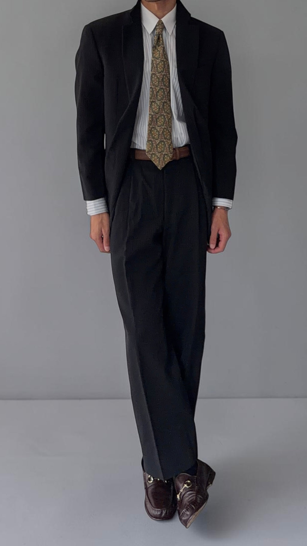 Armani 1990s Wool 2B Black Lightweight Draped Wool Pleated Suit - Size M Jacket / 32" Waist