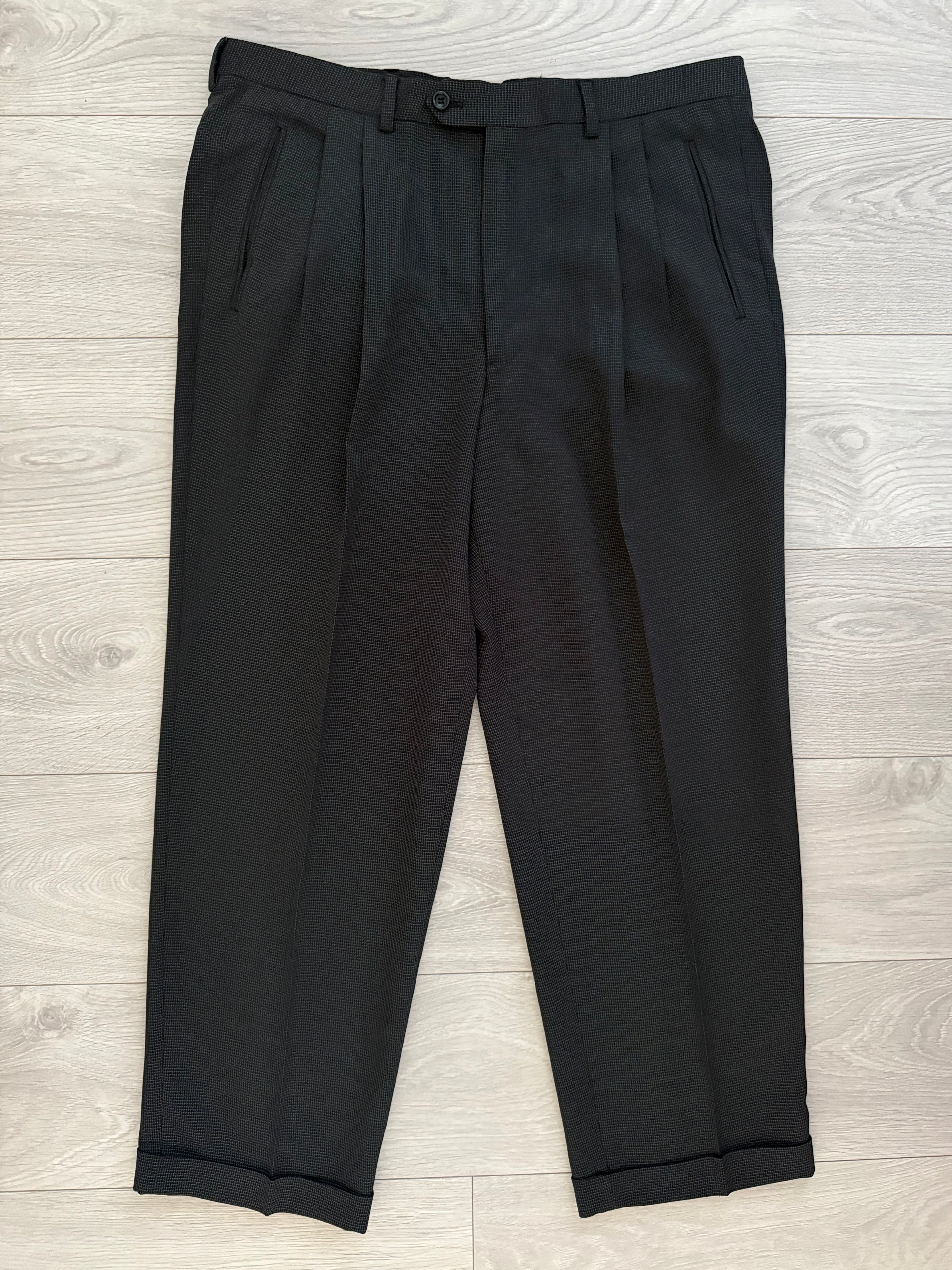 Armani 1990s 3B Textured Wool Double-Pleated Suit - Size XL Jacket / 36" Waist