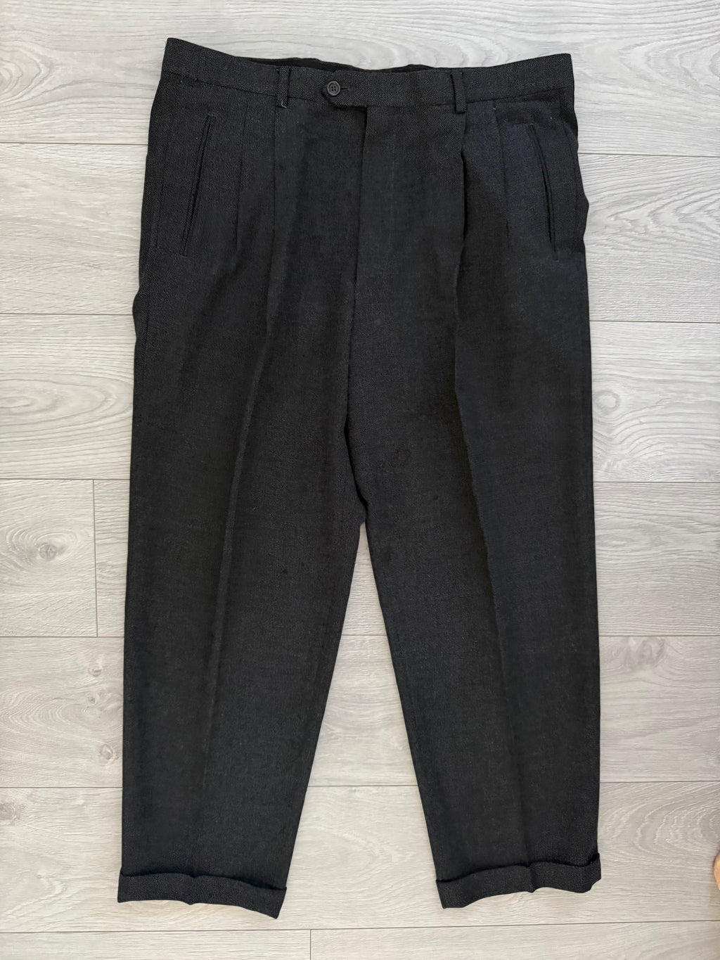Armani 1990s 3B Wool Double-Pleated Suit Grey - Size L Jacket / 36" Waist