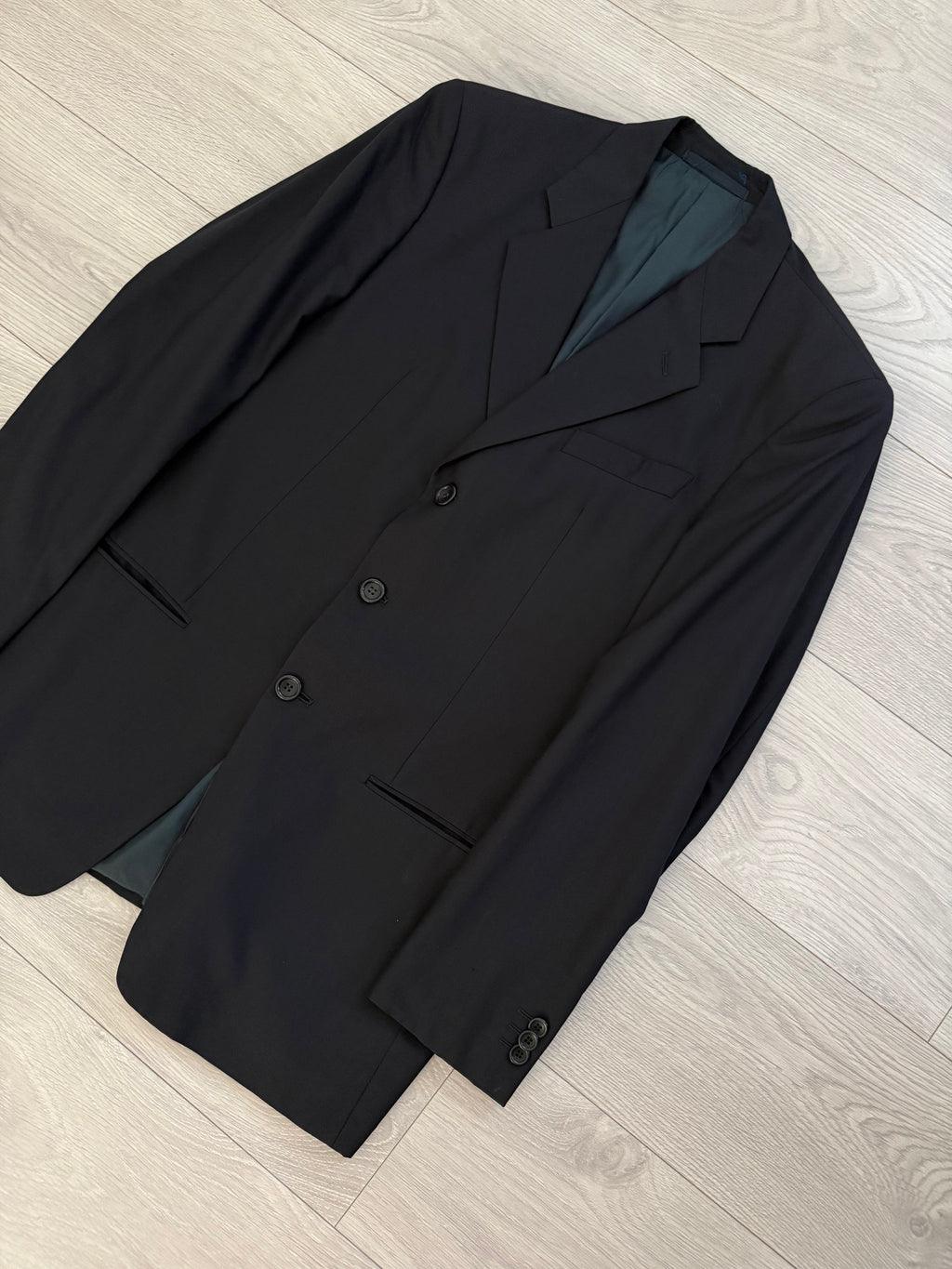 Armani 1990s 3B Super 150s Navy Pleated Wool Suit - Size M Jacket / 32" Waist