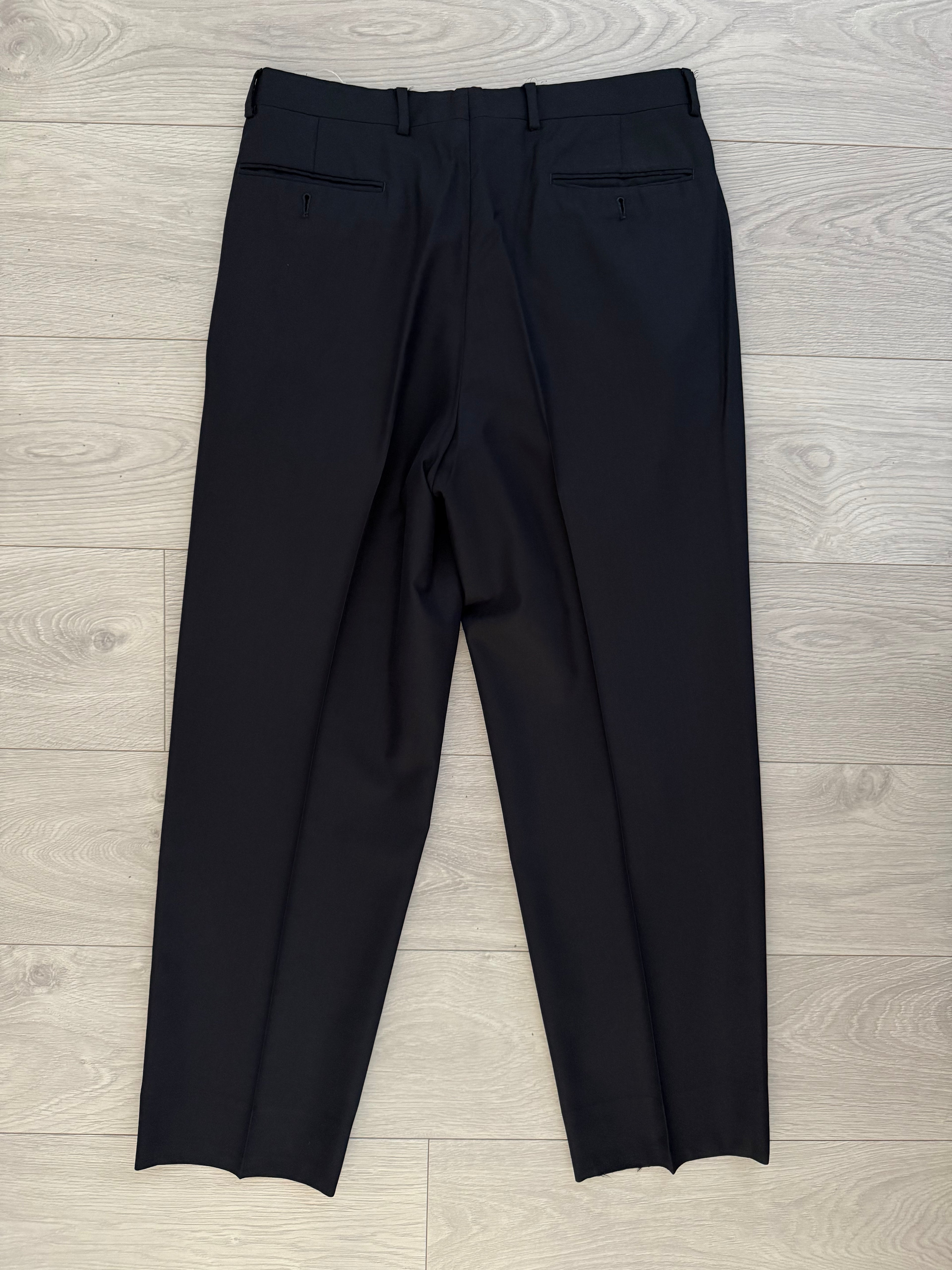 Armani 1990s 3B Super 150s Navy Pleated Wool Suit - Size M Jacket / 32" Waist