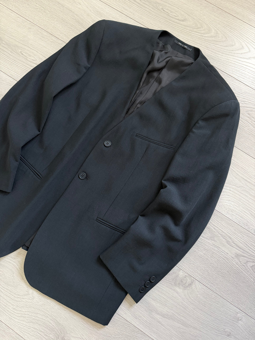 Emporio Armani 1990s Collarless 3-Piece Draped Wool Relaxed Suit - Size XL Jacket / 34" Waist