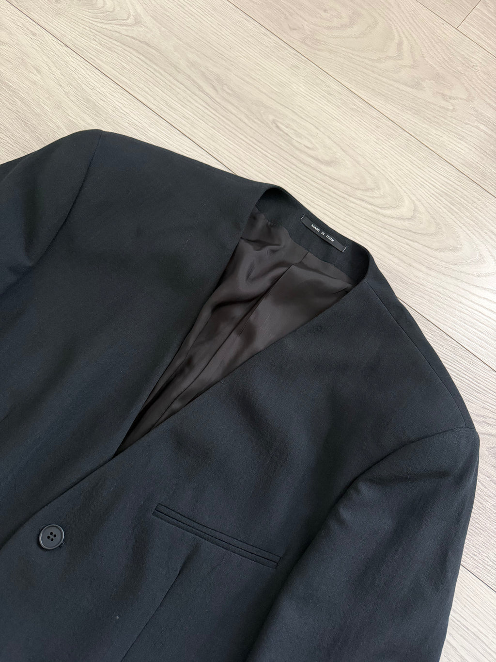 Emporio Armani 1990s Collarless 3-Piece Draped Wool Relaxed Suit - Size XL Jacket / 34" Waist