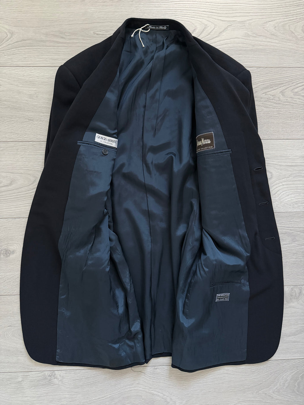 Giorgio Armani 1980s Concealed 3B Pleated Draped Wool Suit Navy Blue - Size XL Jacket / 35" Waist
