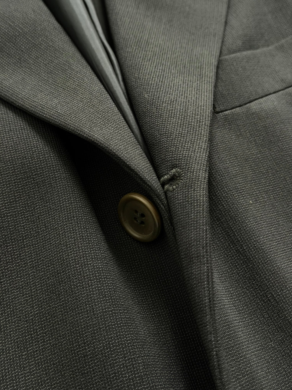 Giorgio Armani 1980s Rolled 3B Pleated Wool Silk Suit Navy Blue - Size M Jacket / 32" Waist