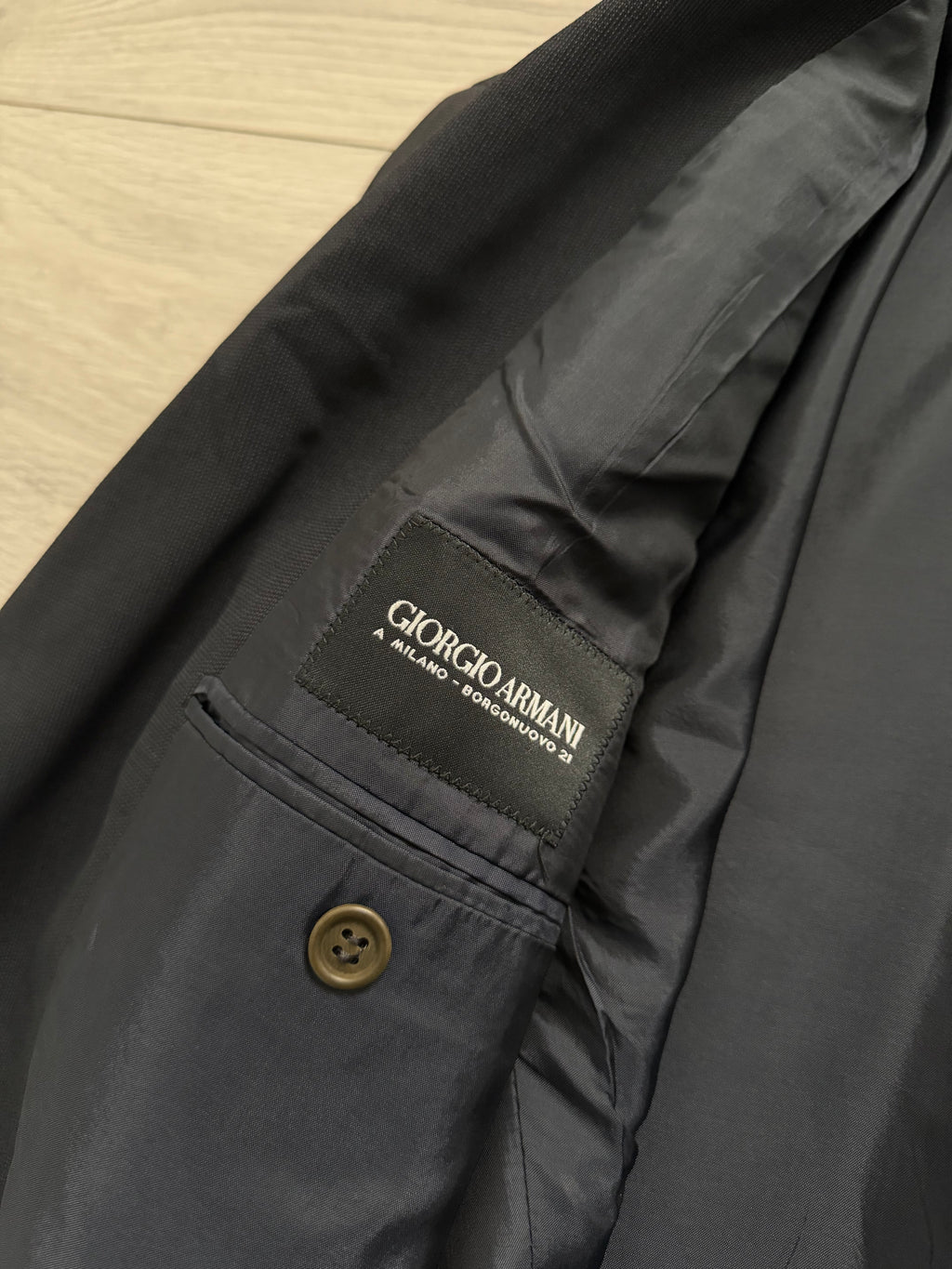 Giorgio Armani 1980s Rolled 3B Pleated Wool Silk Suit Navy Blue - Size M Jacket / 32" Waist