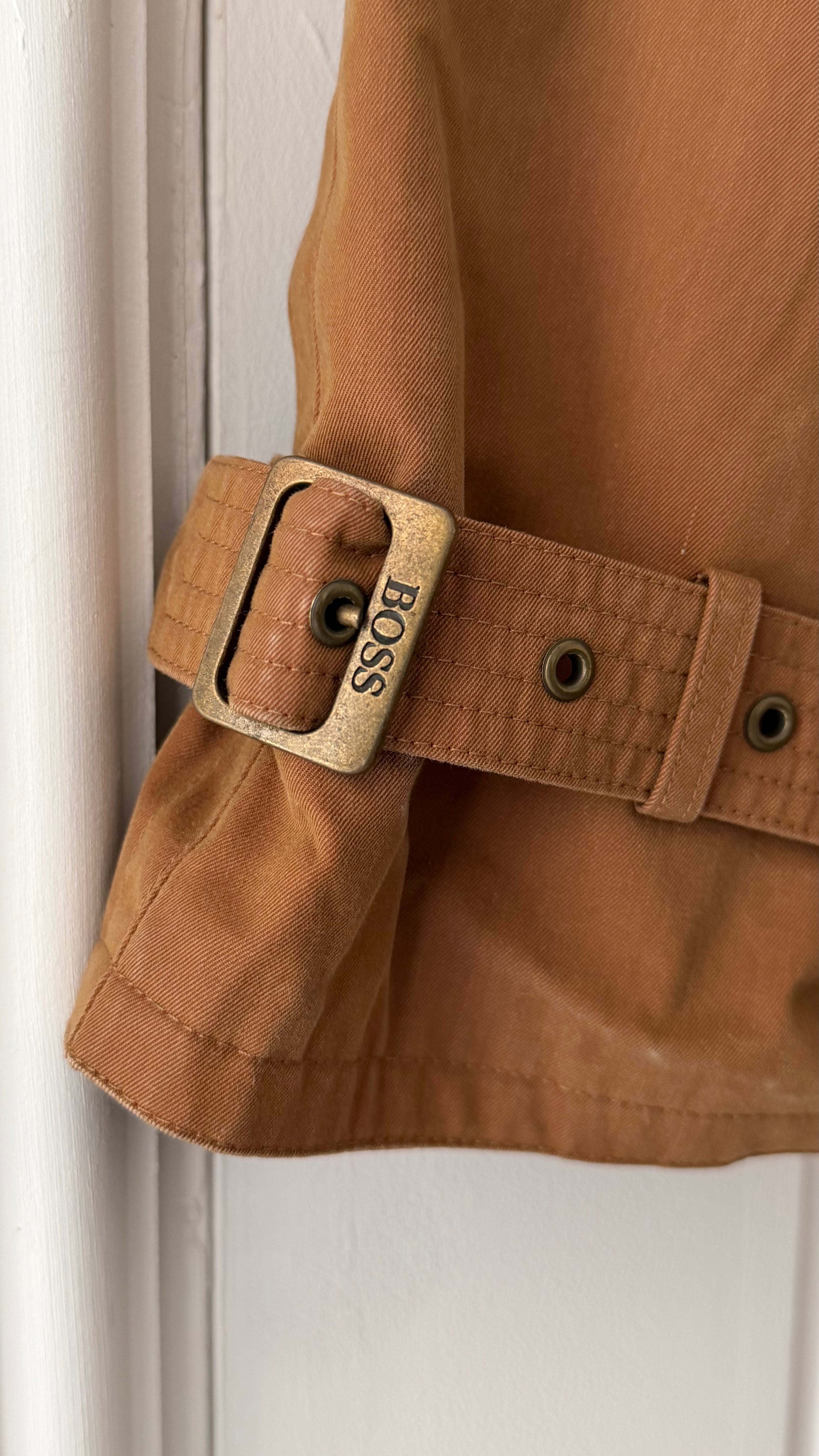Hugo Boss 1980s Terracotta Brown Cotton Belted Power Trench Coat - Size L
