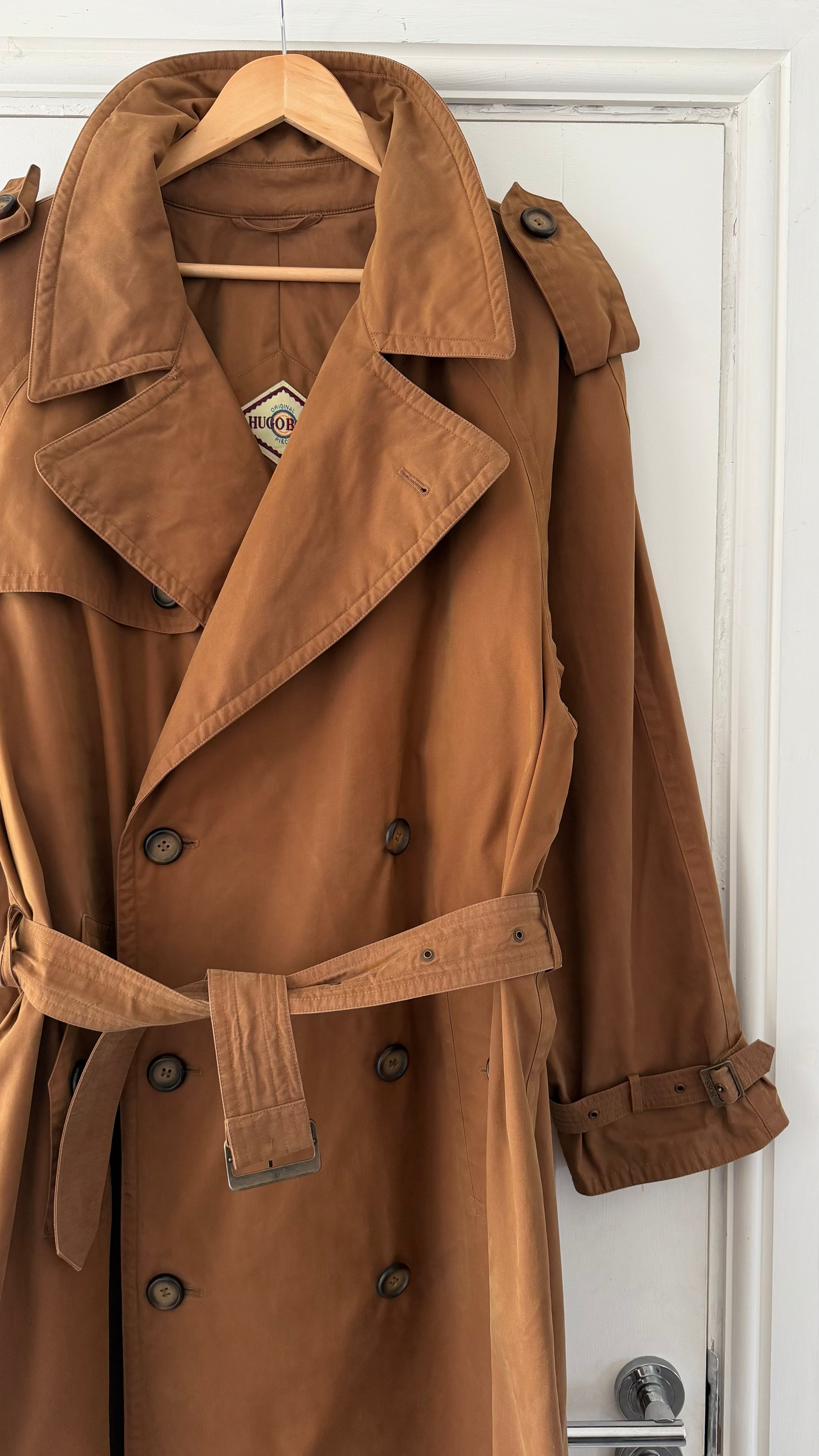 Hugo Boss 1980s Terracotta Brown Cotton Belted Power Trench Coat - Size L