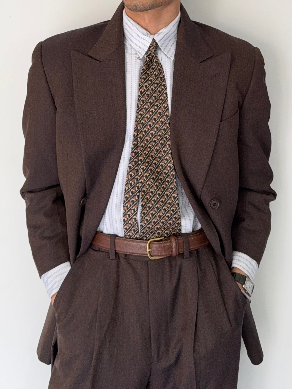 Valentino 1980s Peaked Lapel Double Breasted Pleated Brown Wool Suit - Size L Jacket / 34" Waist