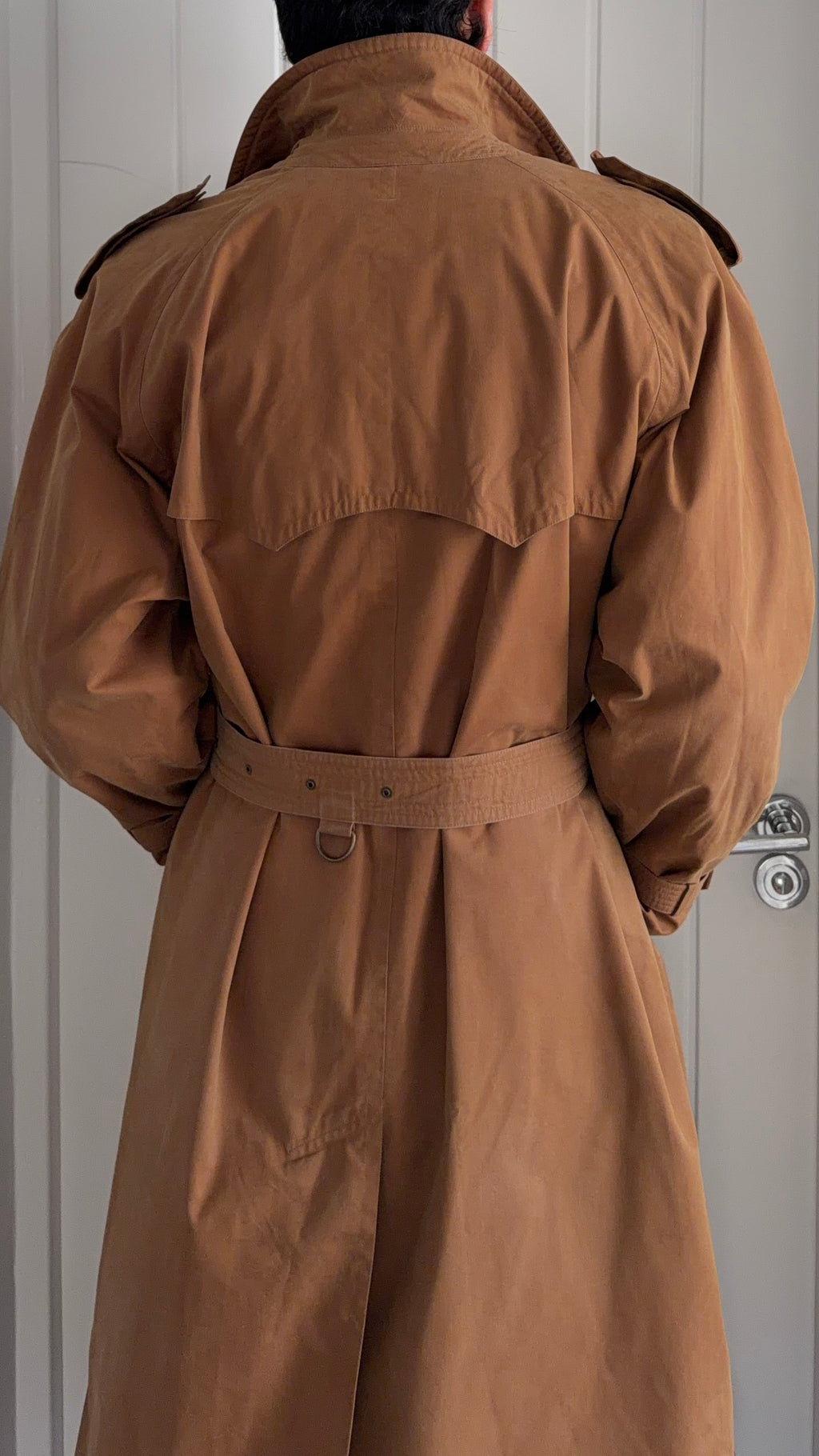 Hugo Boss 1980s Terracotta Brown Cotton Belted Power Trench Coat - Size L