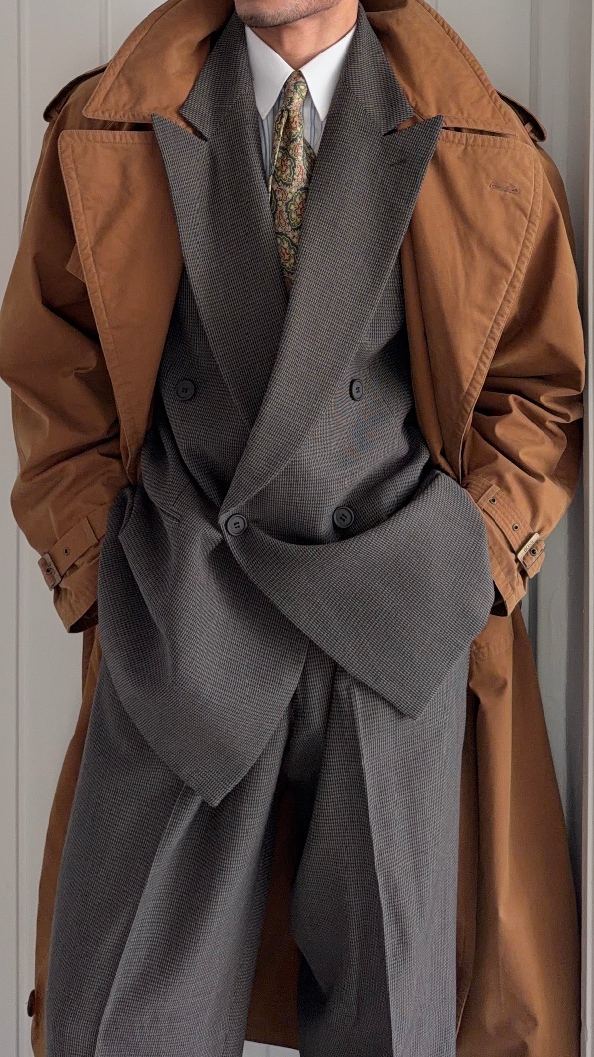 Hugo Boss 1980s Terracotta Brown Cotton Belted Power Trench Coat - Size L