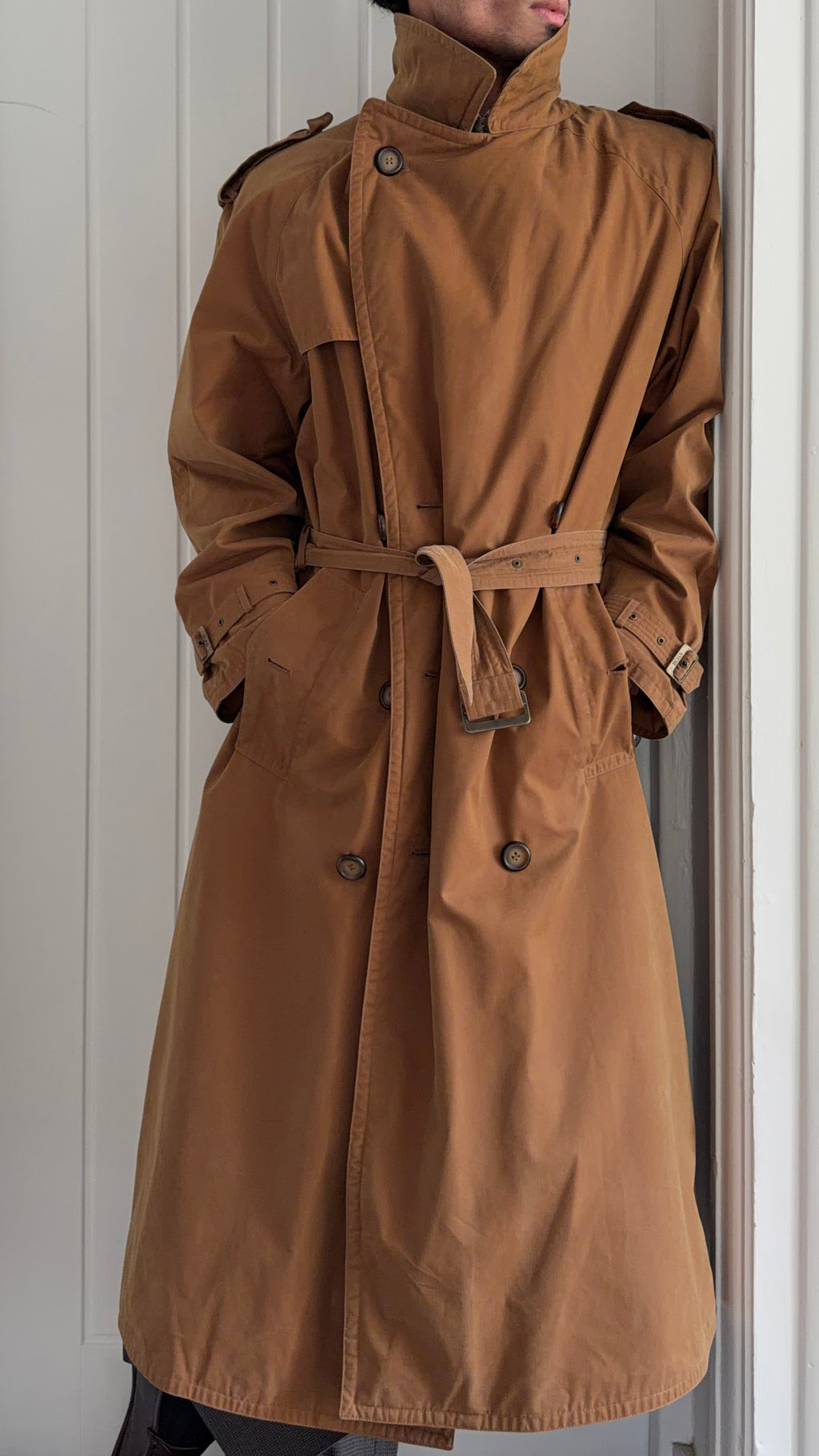 Hugo Boss 1980s Terracotta Brown Cotton Belted Power Trench Coat - Size L