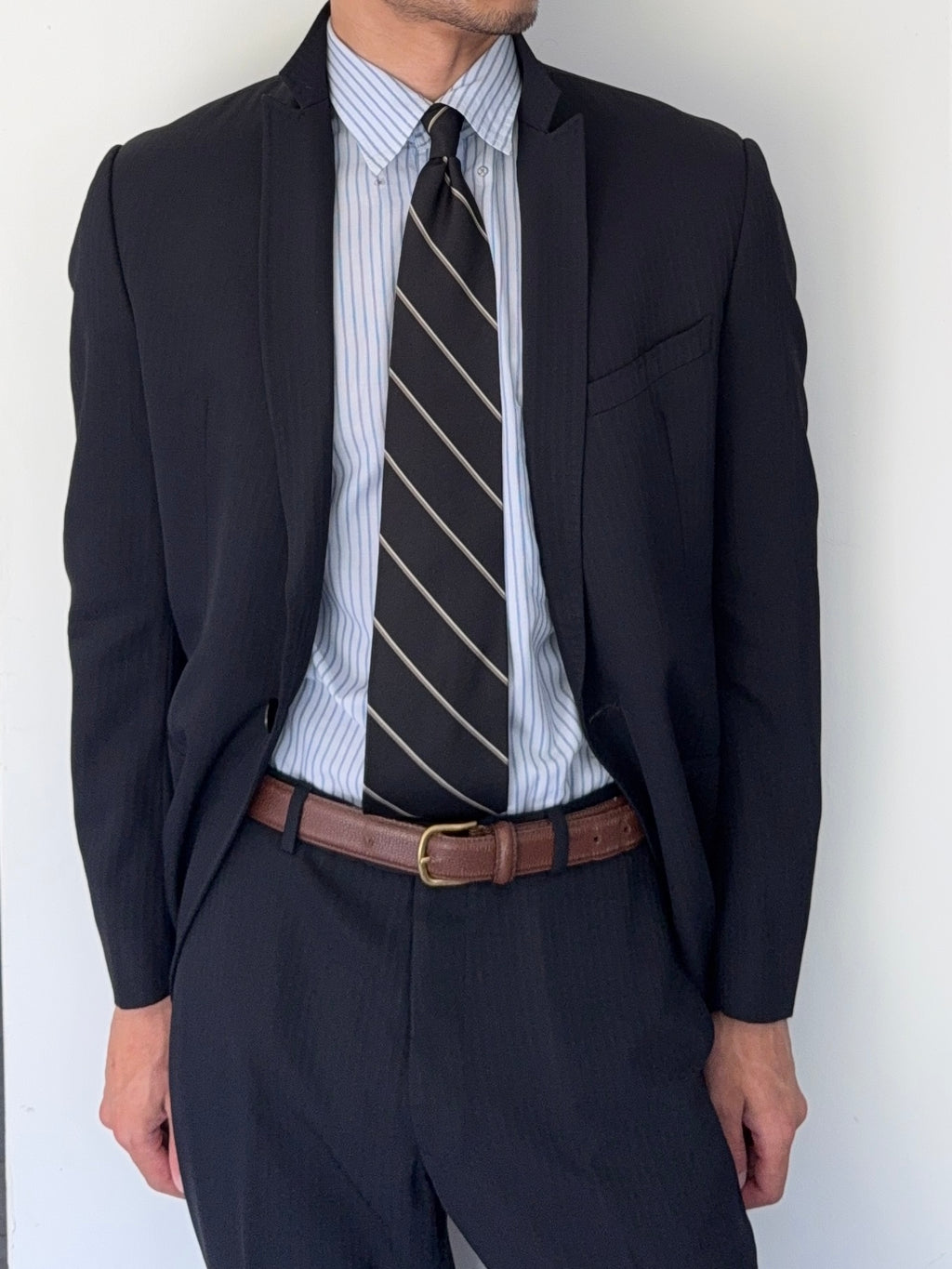 Armani 1990s 1B Pleated Wool Navy Suit - Size S Jacket / 31" Waist