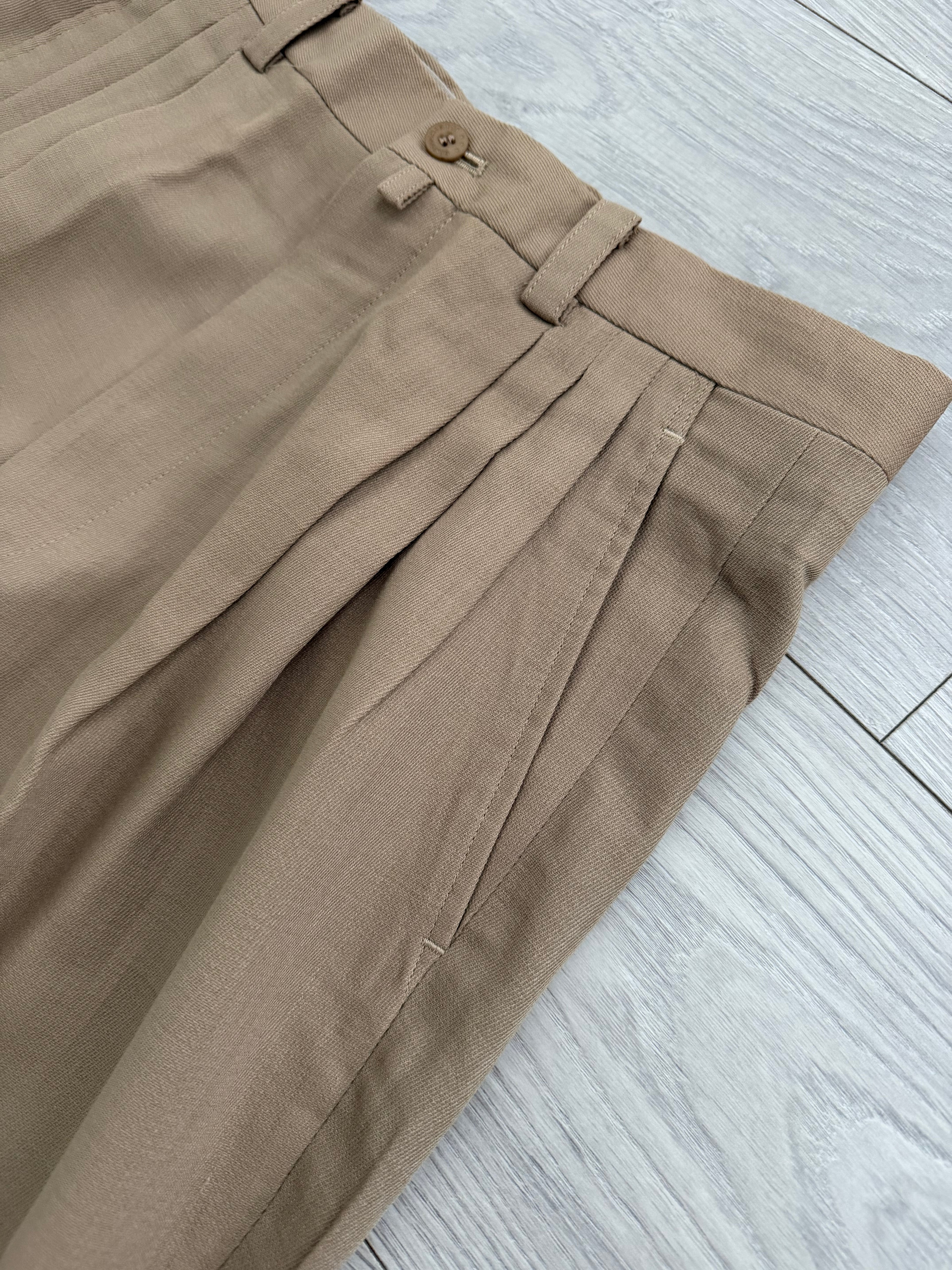 Umberto Ginocchietti 1990s Triple Pleat Draped Wool Pants Taupe Beige - Size 30" Waist