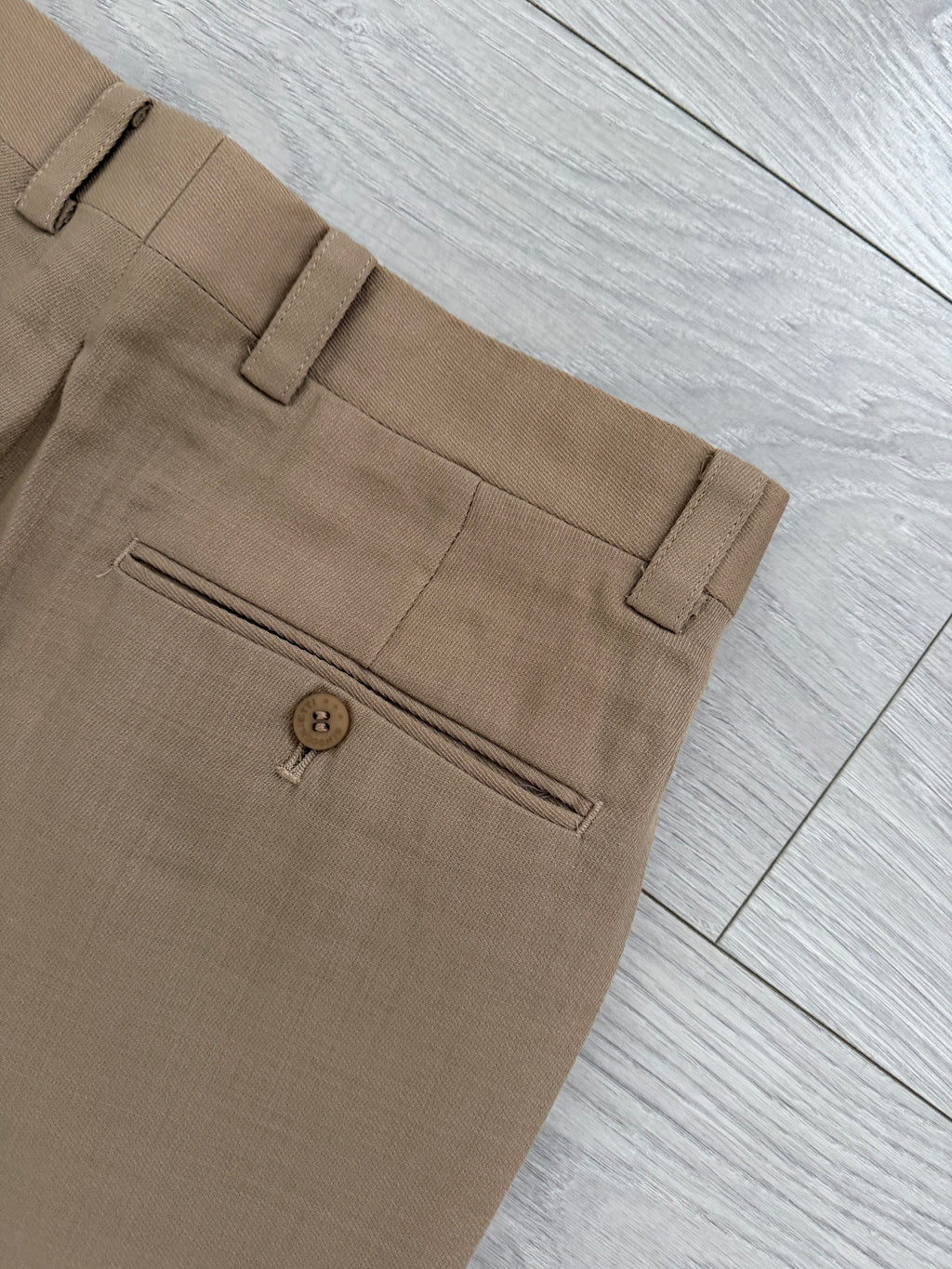 Umberto Ginocchietti 1990s Triple Pleat Draped Wool Pants Taupe Beige - Size 30" Waist