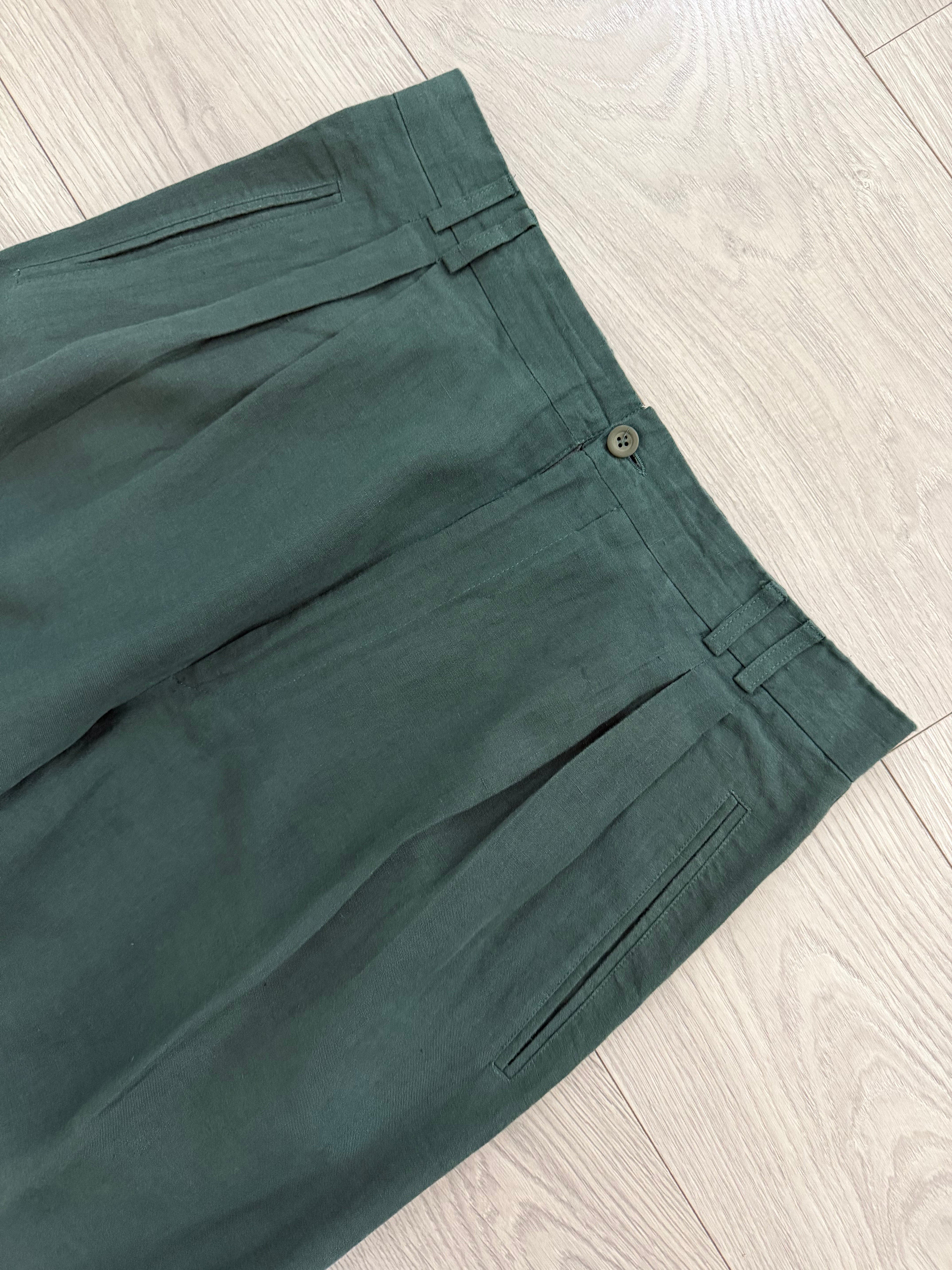 Hilton 1990s Vestimenta Armani Linen Triple Pleat Pants Green - Size 33" Waist