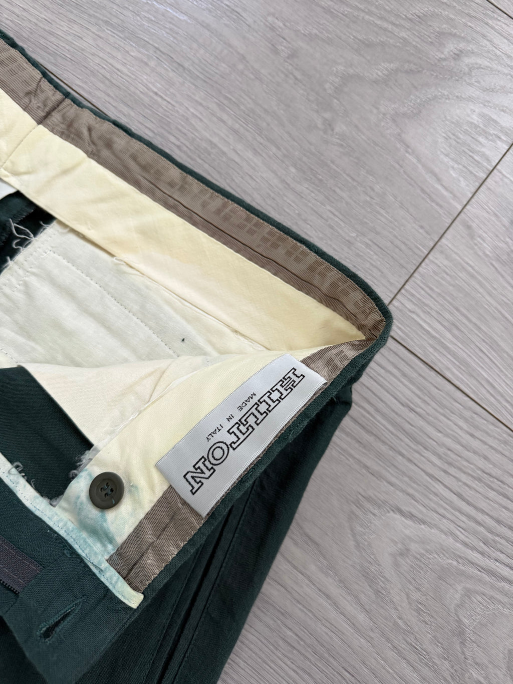 Hilton 1990s Vestimenta Armani Linen Triple Pleat Pants Green - Size 33" Waist