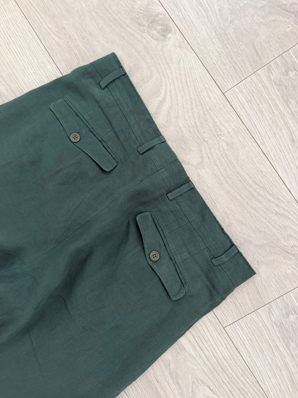 Hilton 1990s Vestimenta Armani Linen Triple Pleat Pants Green - Size 33" Waist
