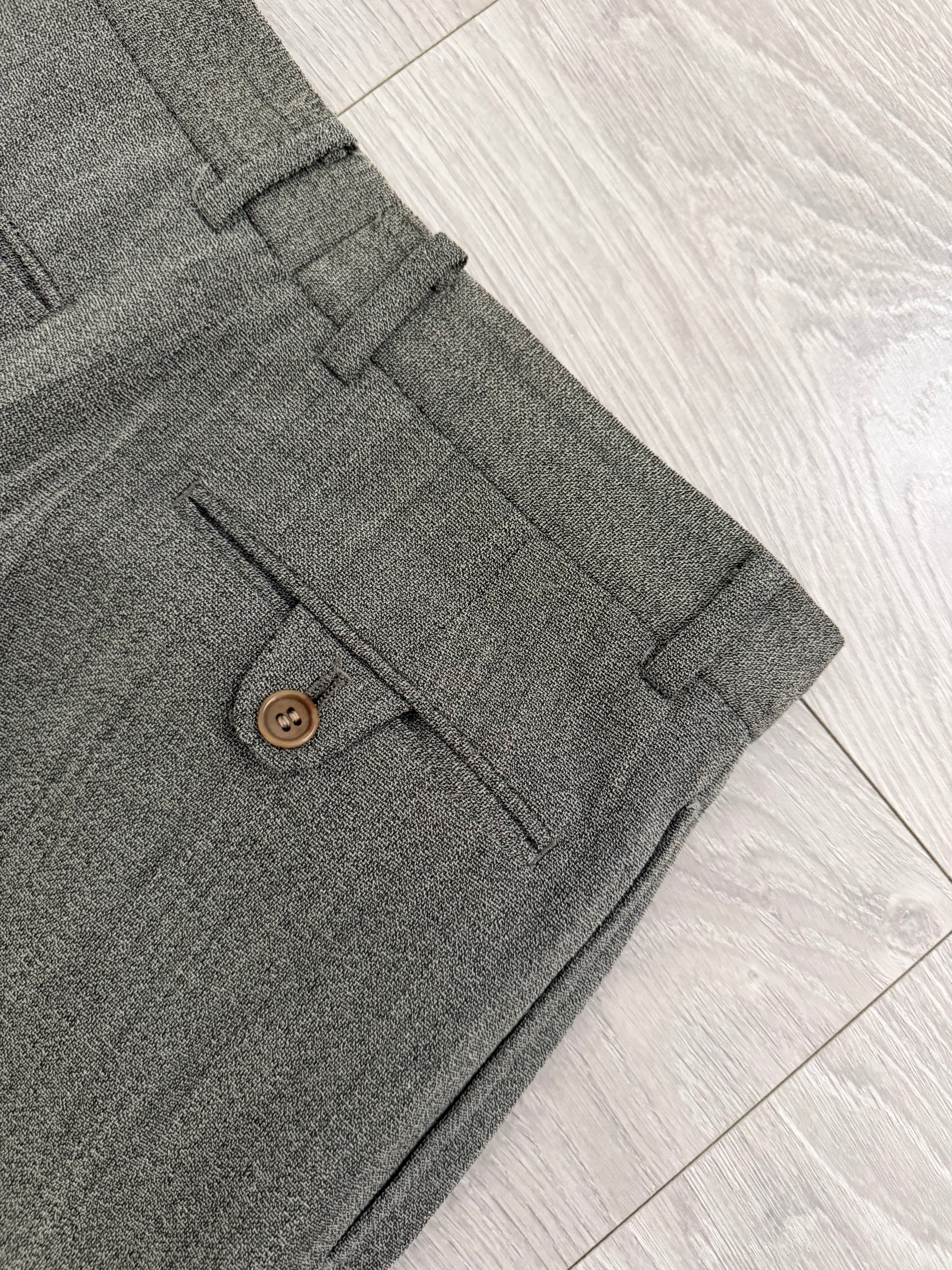 Emporio Armani 1990s Pleated Draped Textured Wool Viscoe Pants Grey - Size 28" Waist