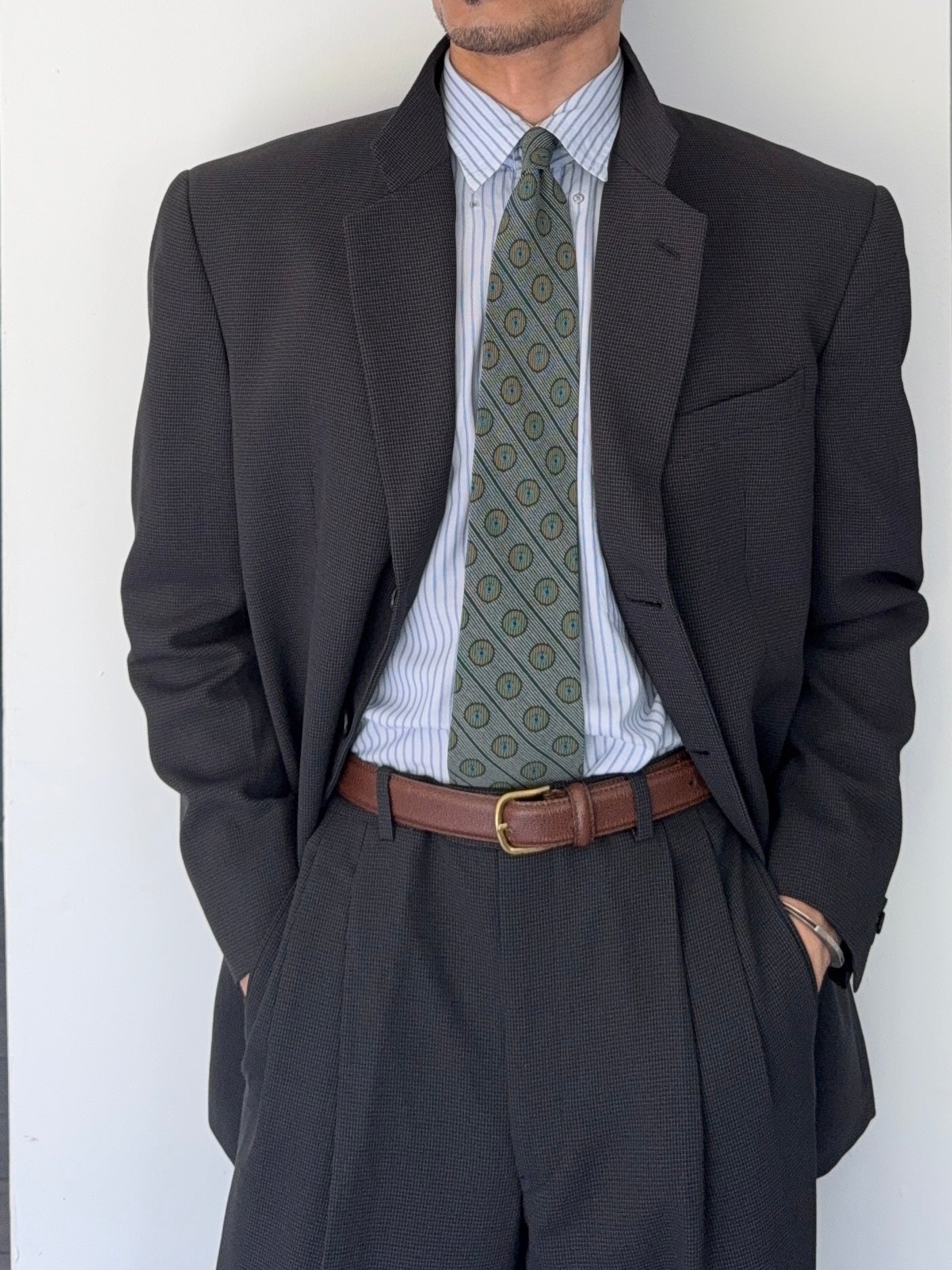 Armani 1990s 3B Textured Wool Double-Pleated Suit - Size XL Jacket / 36" Waist