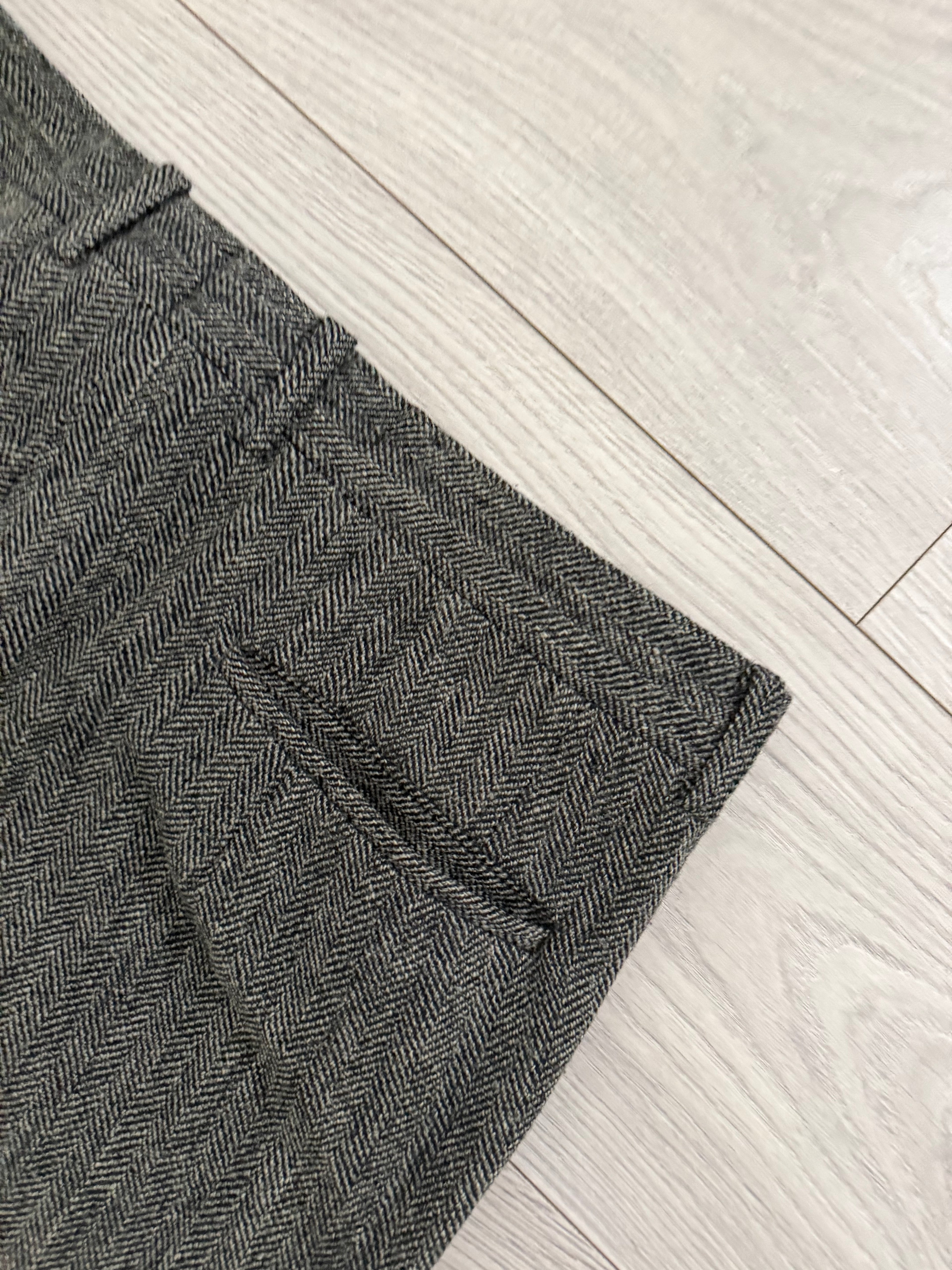 Dior 1980s Herringbone Tweed Wool Pants Gray - Size 33" Waist