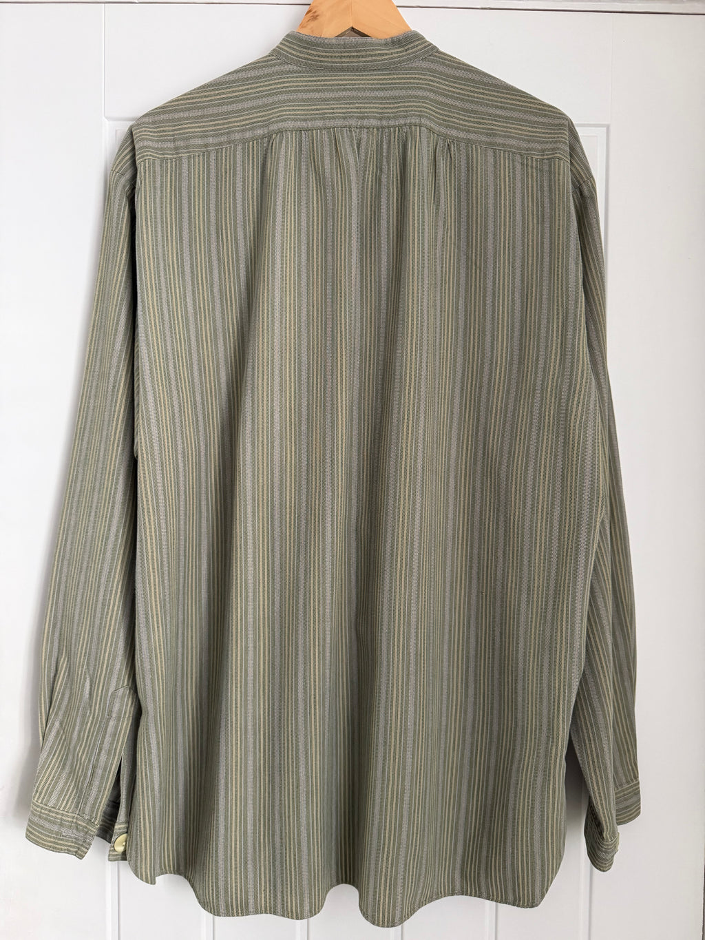 Giorgio Armani Black Label 1990s Nehru Collar Textured Pleat Stitch Shirt - Size XL