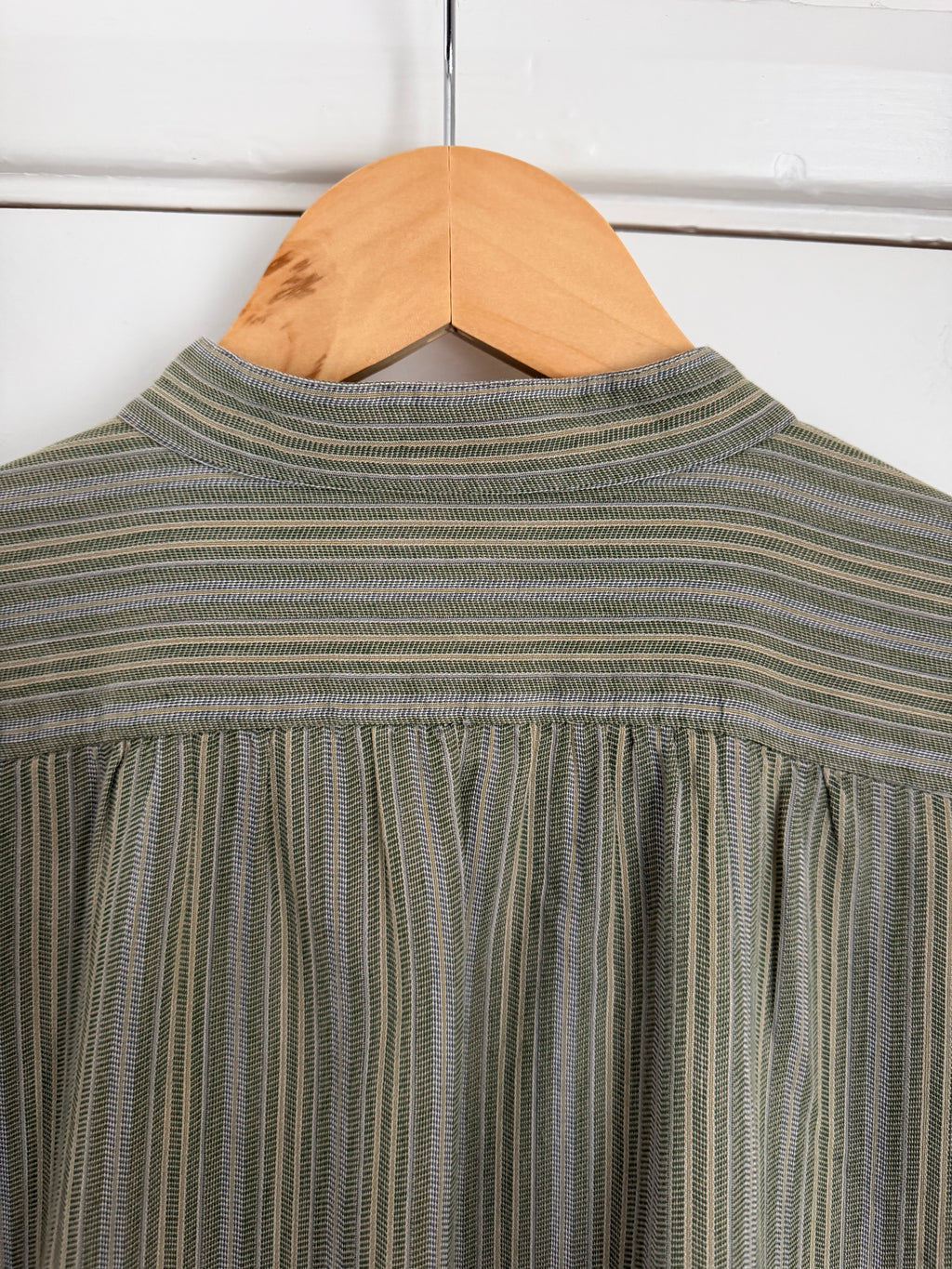 Giorgio Armani Black Label 1990s Nehru Collar Textured Pleat Stitch Shirt - Size XL