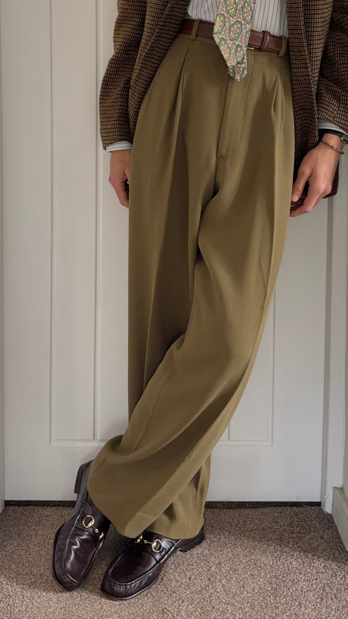 Emporio Armani 1990s Triple Pleat Draped Textured Wool Rayon Pants Taupe Khaki - Size 31" Waist