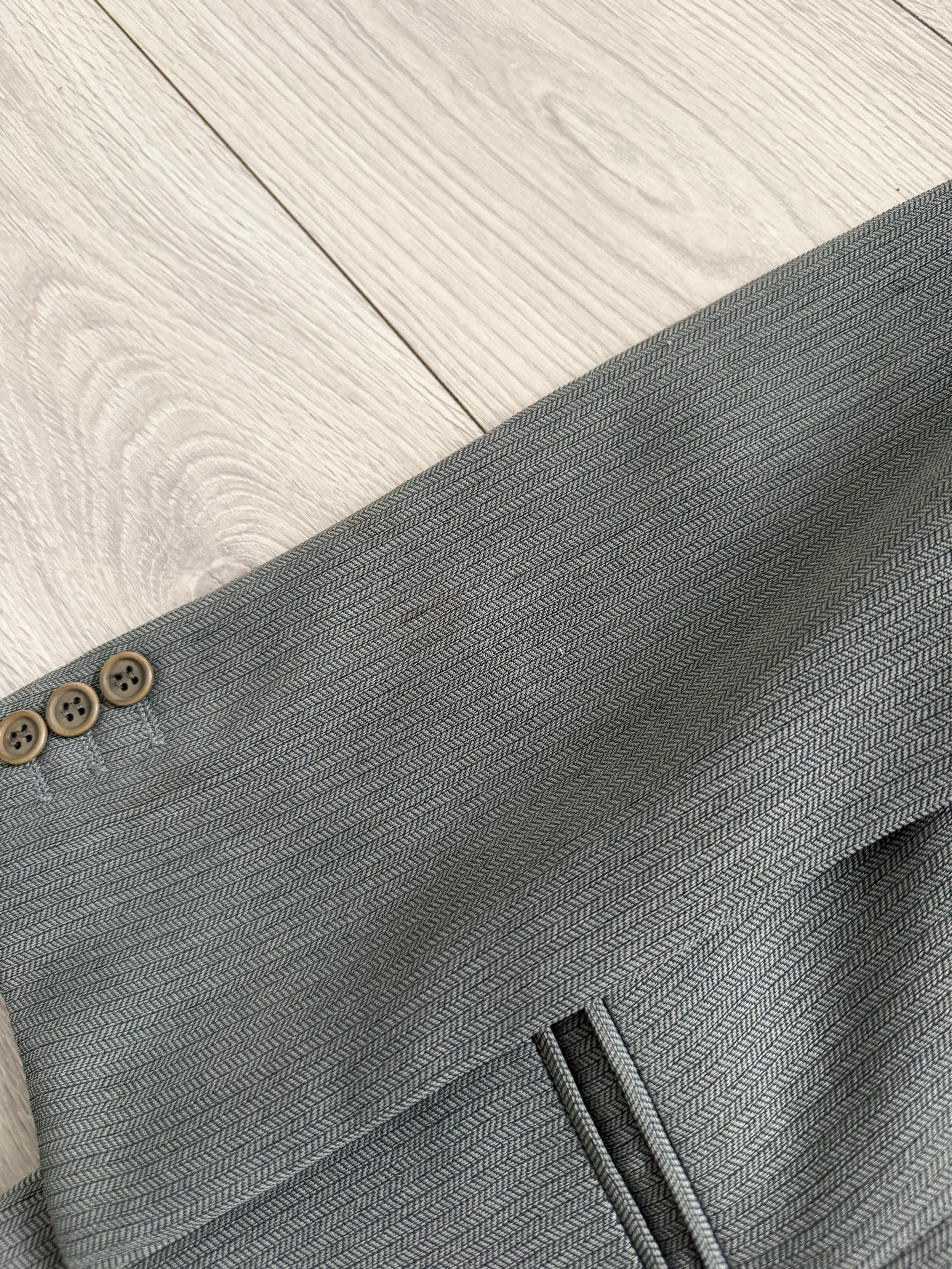 Giorgio Armani 1980s Peaked Lapel Double Breasted Herringbone Wool Sport Jacket Blazer Taupe Sage Green - Size S