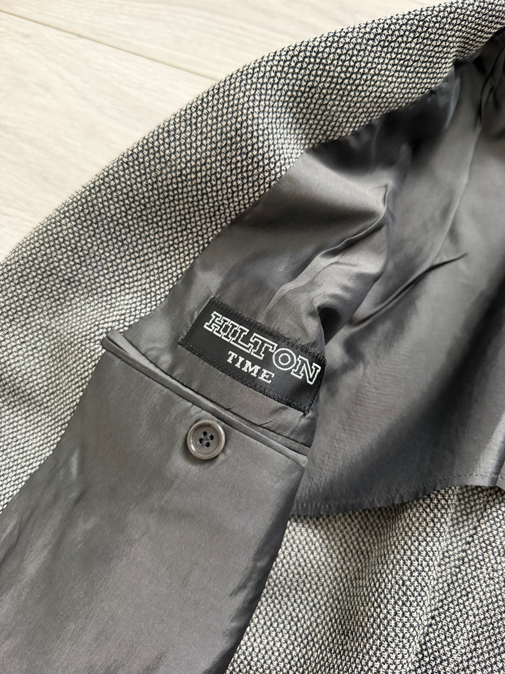 Hilton Vestimenta Armani 1996 3B Textured Wool Sport Jacket Blazer - Size S