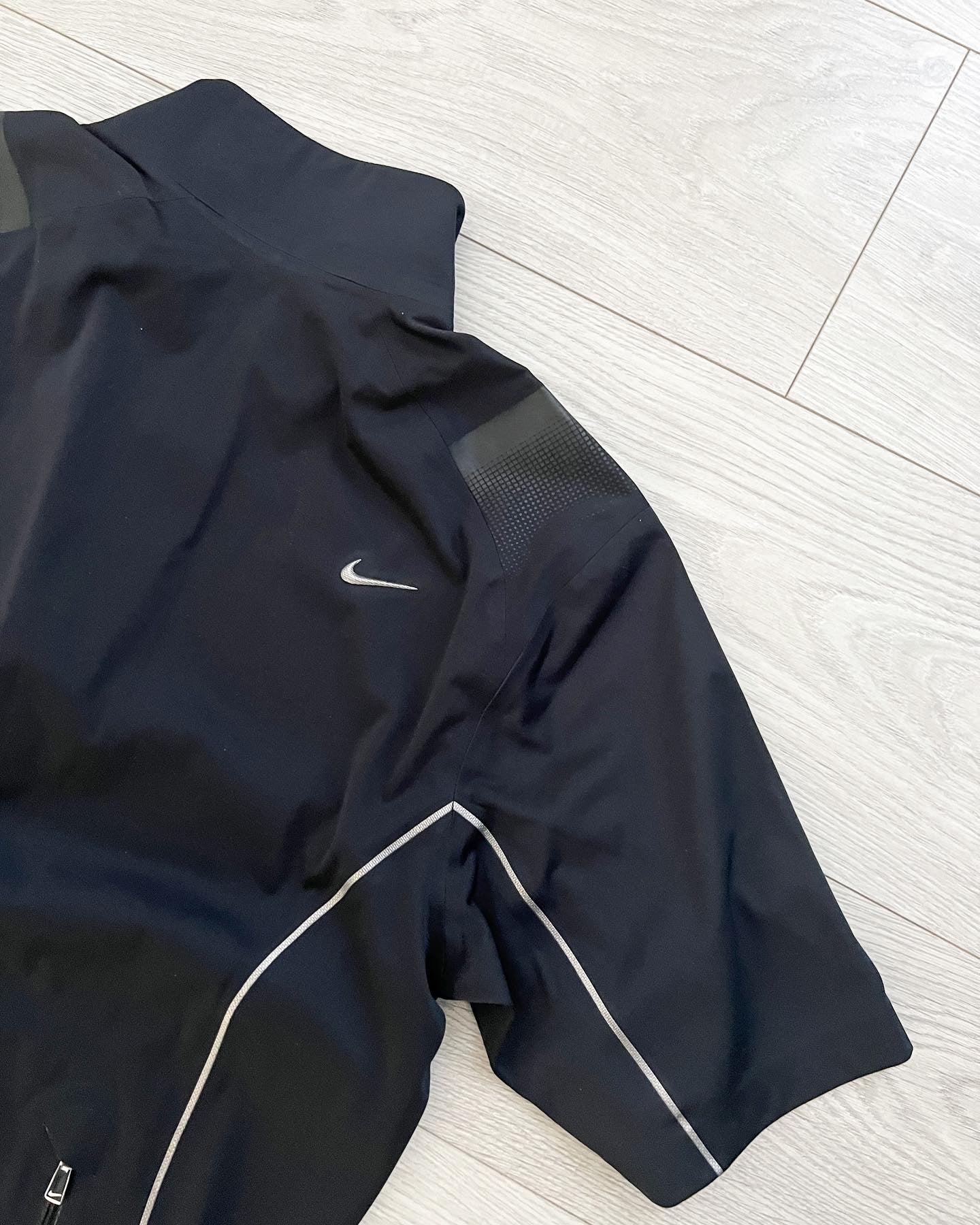 Nike FW2009 Storm Technical Taped Seam 1/4 Zip Pullover - Size M