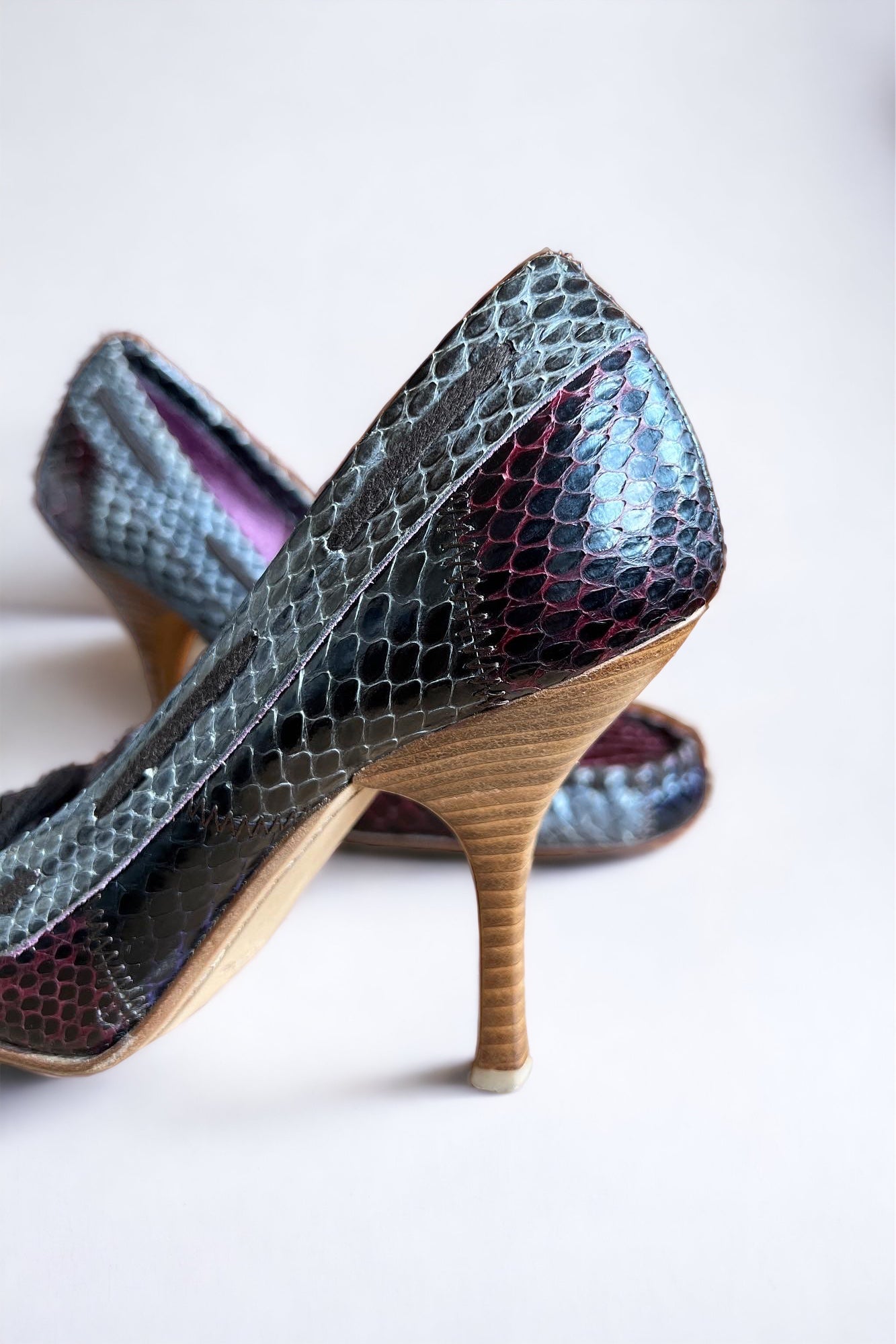 Miu Miu 1999 Vintage Snakeskin Laced Pumps Heels - Size EU35