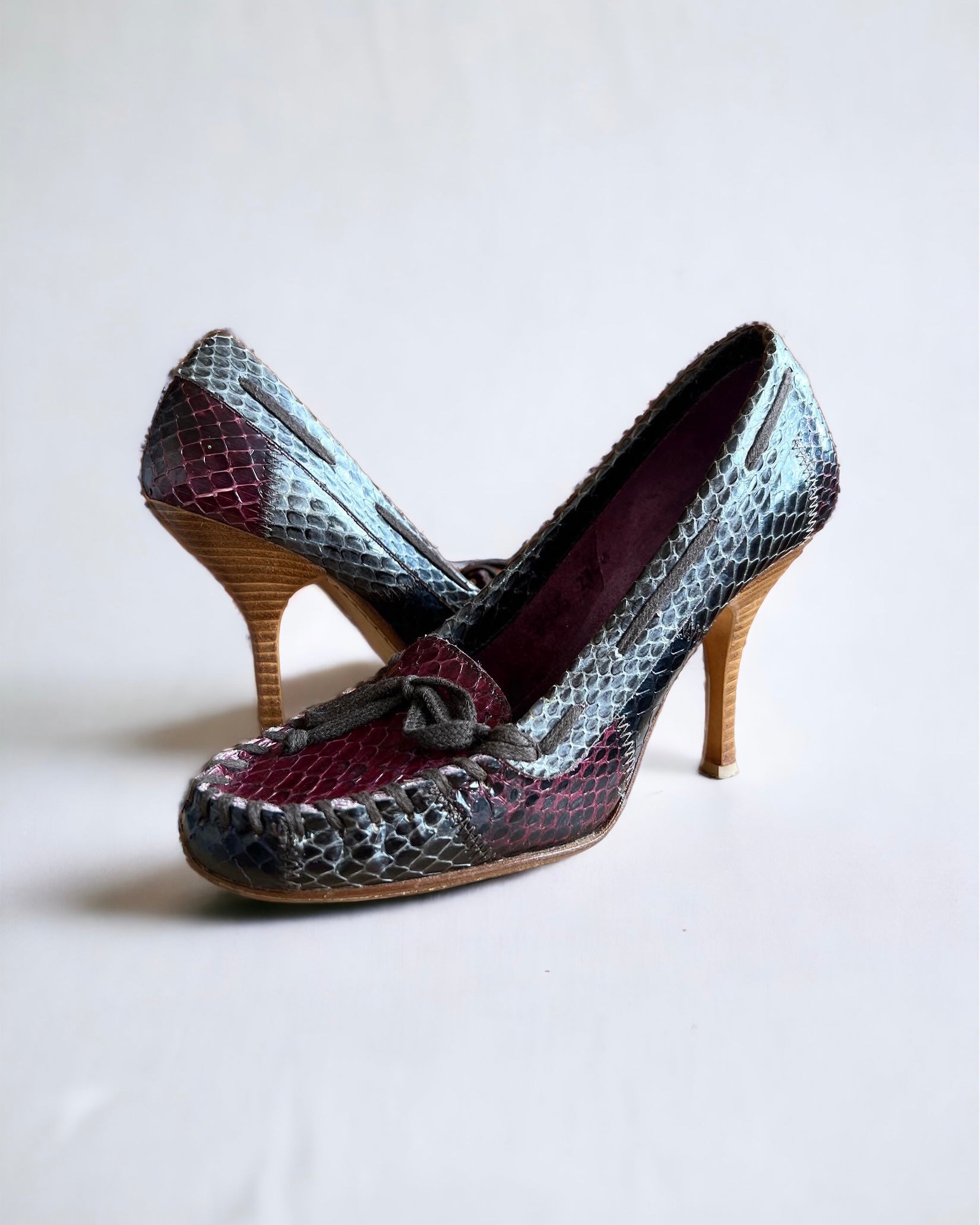 Miu Miu 1999 Vintage Snakeskin Laced Pumps Heels - Size EU35