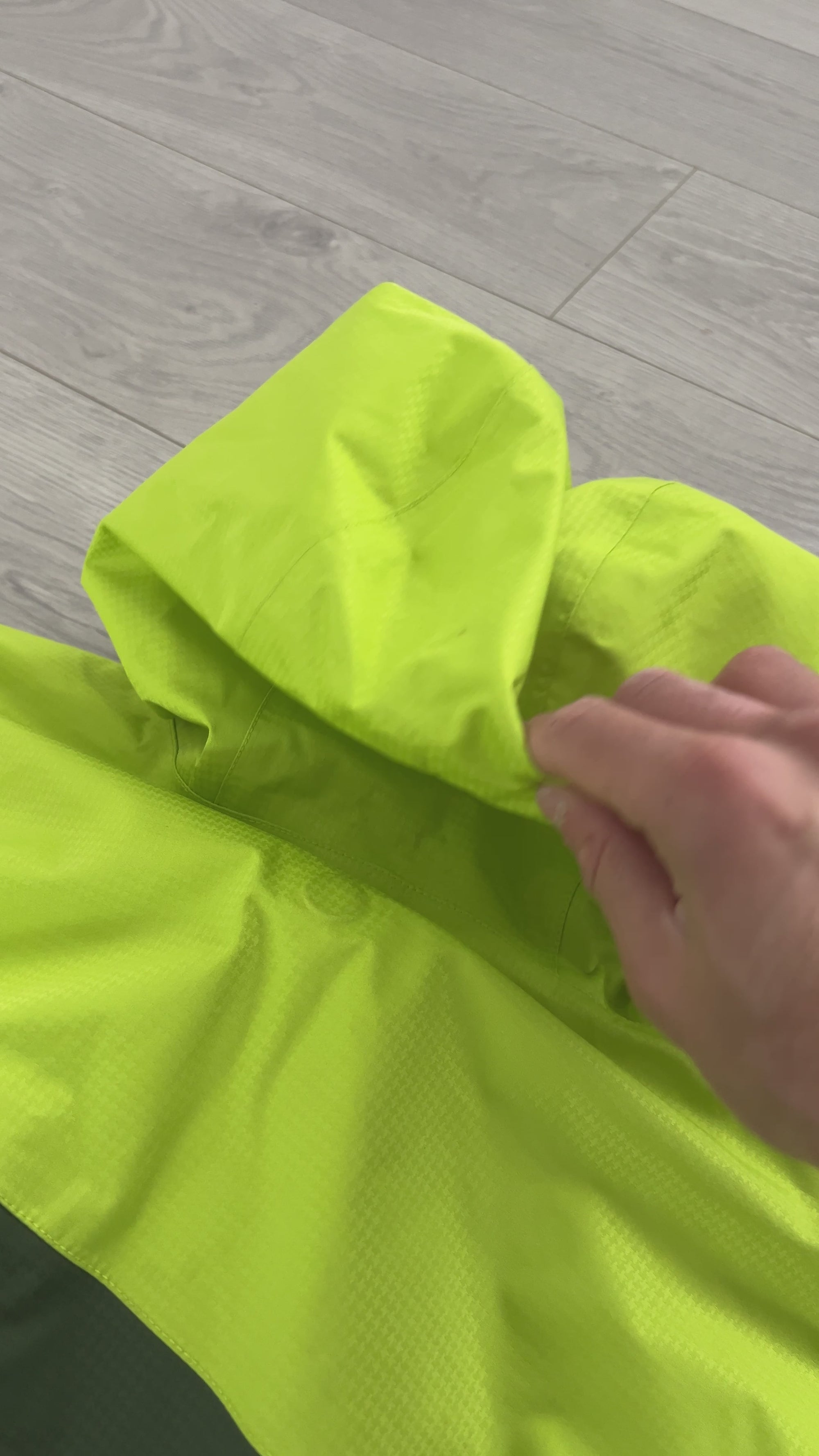 Oakley FW2010 Fleece Mapped Thinsulate Waterproof Tech Jacket - Size L
