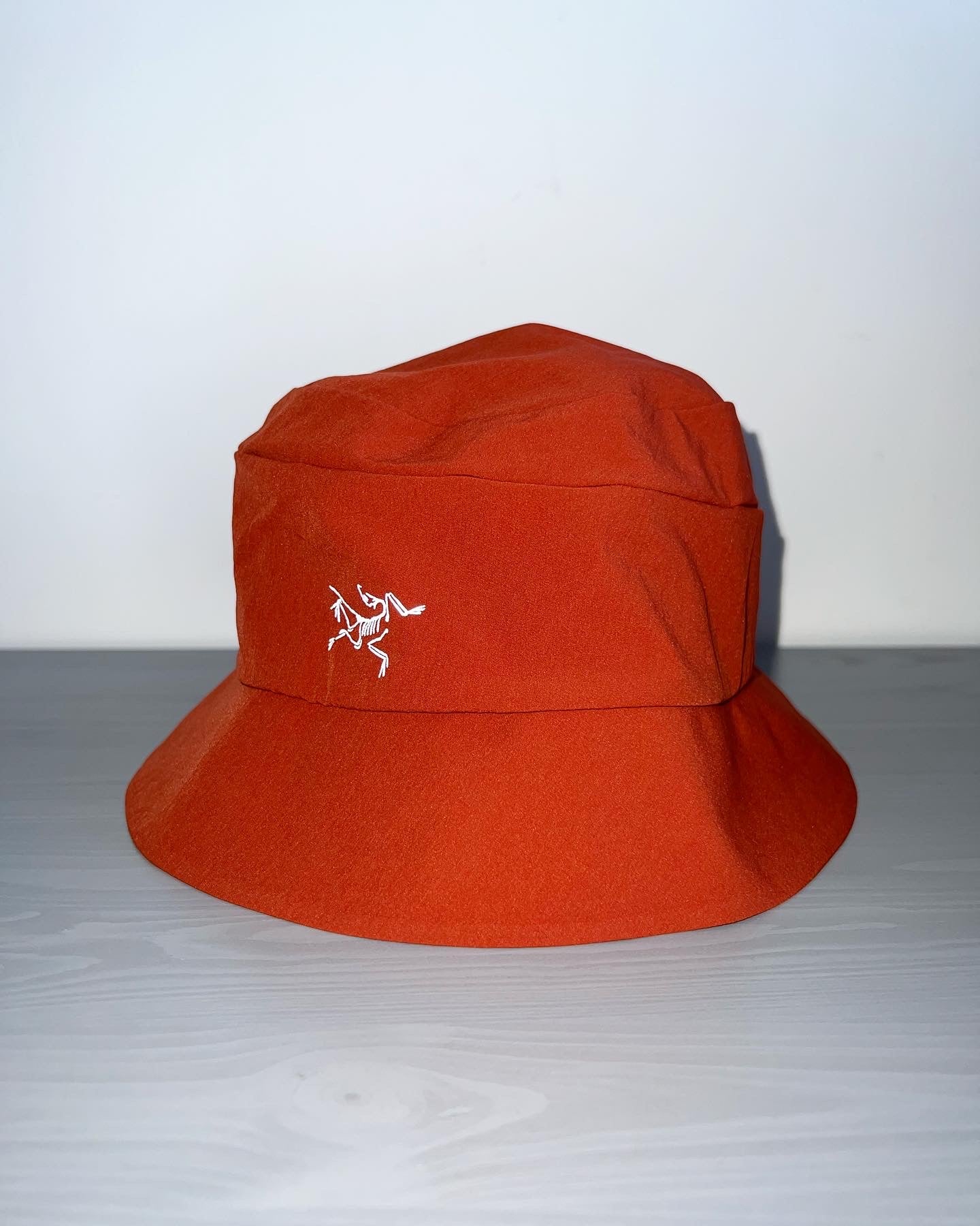 Arcteryx Vintage Sinsolo Bucket Hat - Size L/XL – NDWC0 Shop